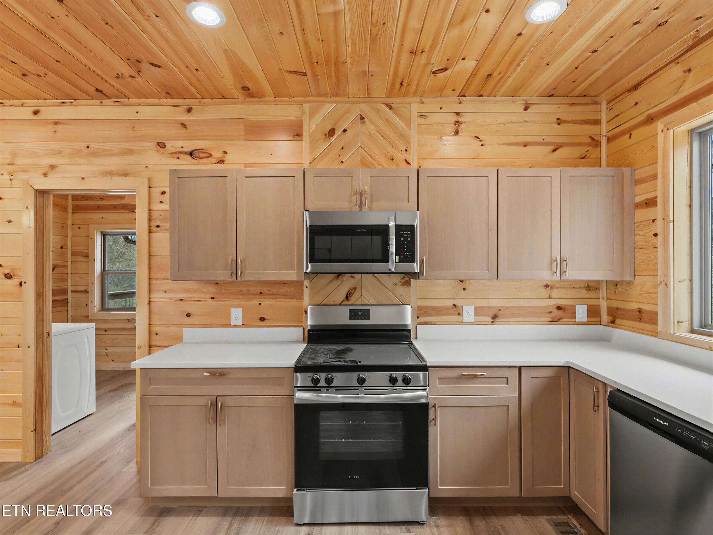 5165 Riversong Way Sevierville TN 37876