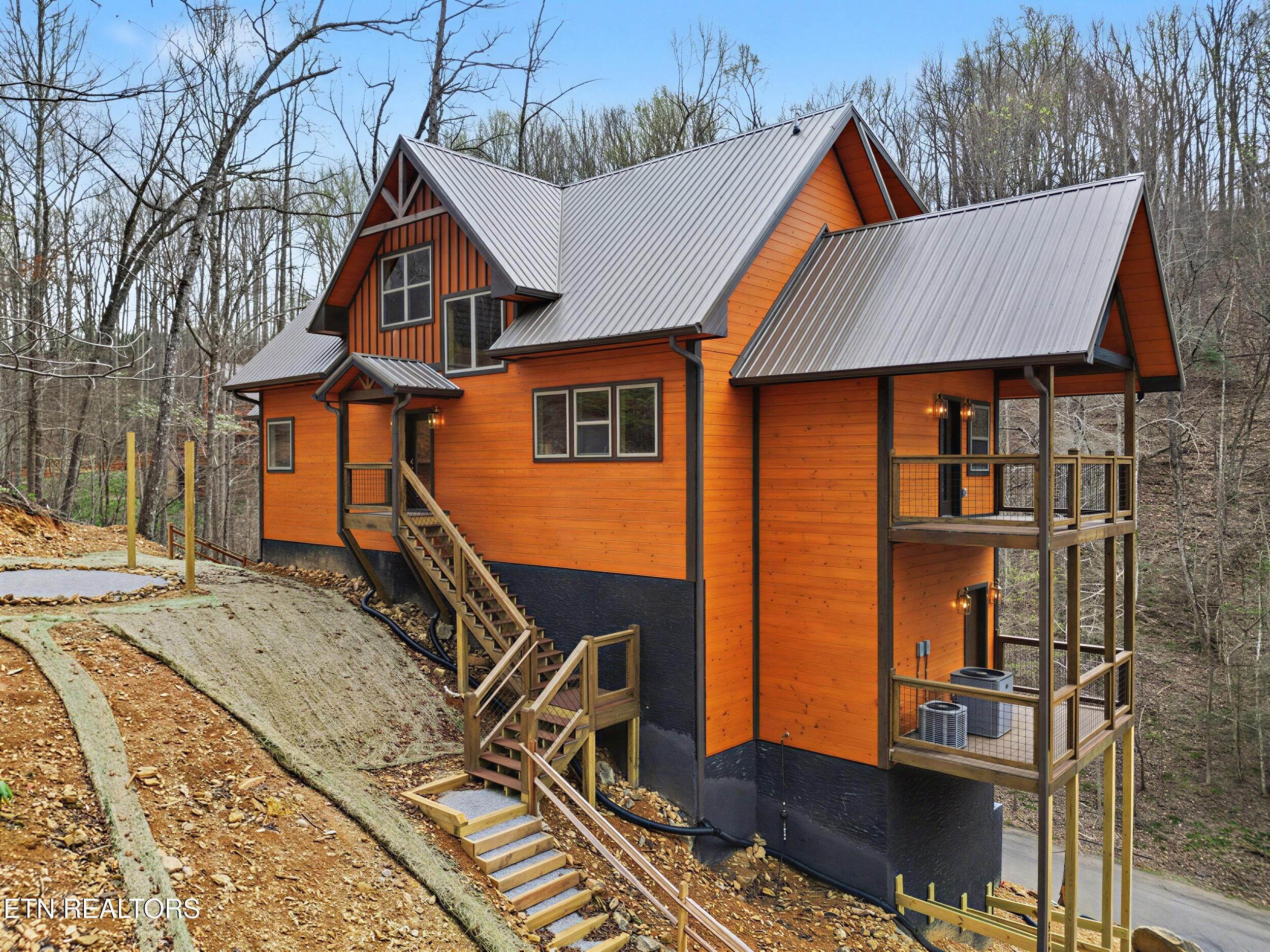 5165 Riversong Way Sevierville TN 37876
