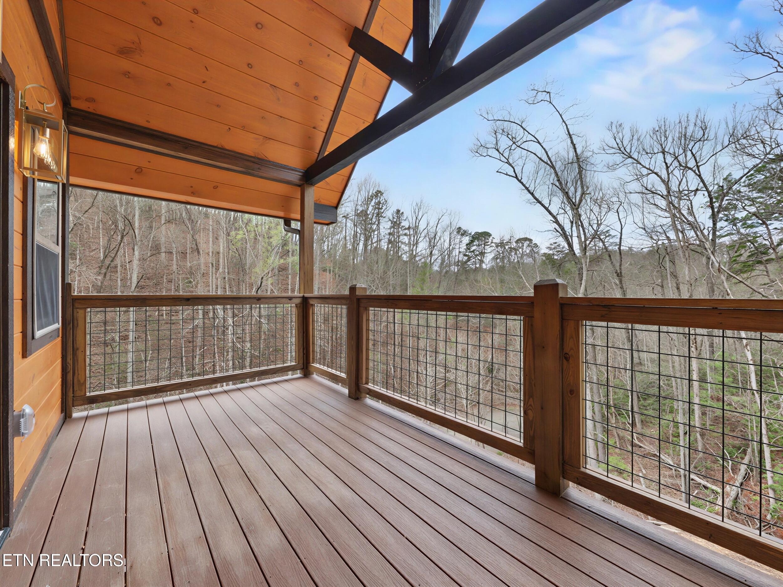 5165 Riversong Way Sevierville TN 37876
