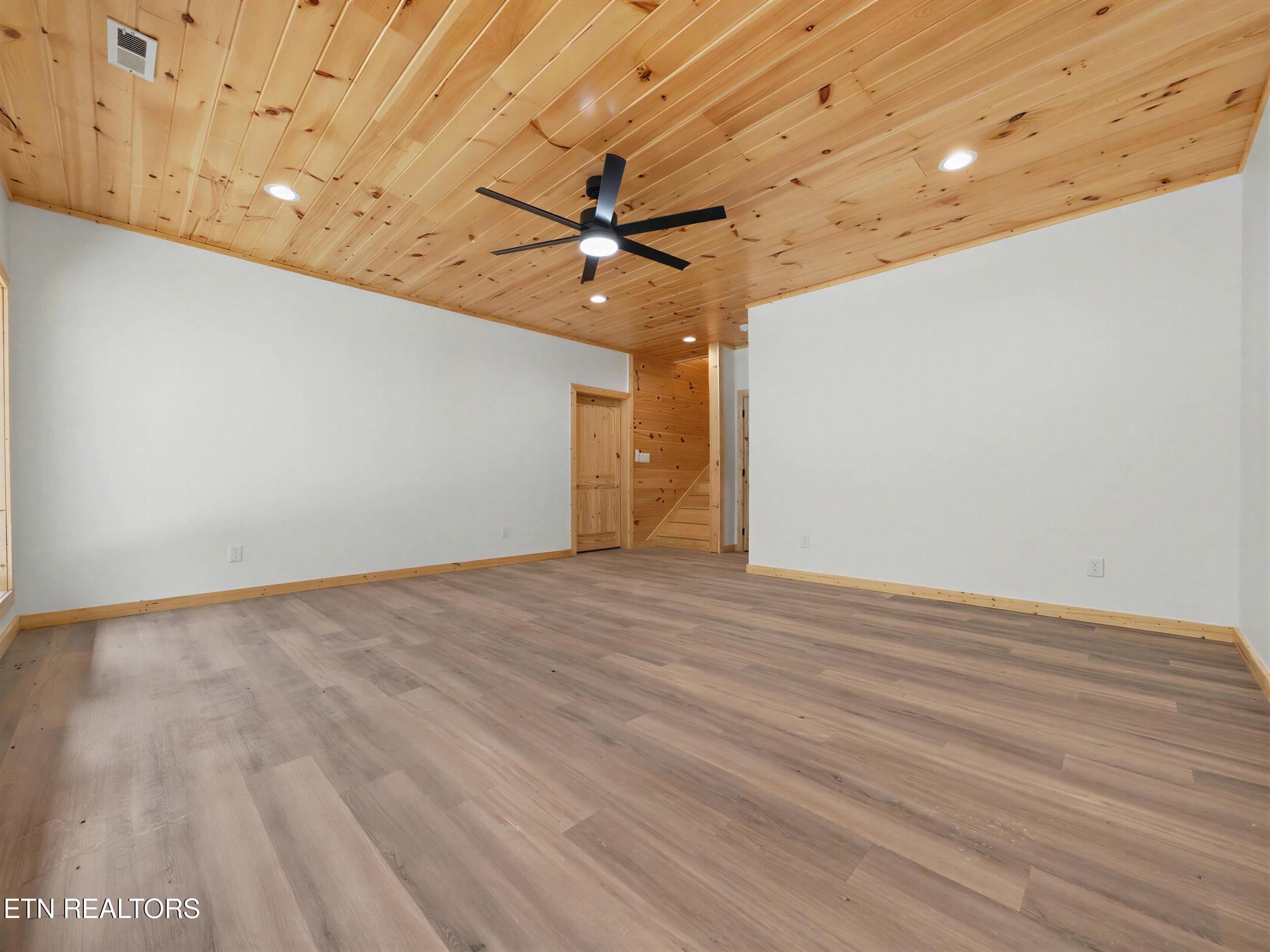 5165 Riversong Way Sevierville TN 37876