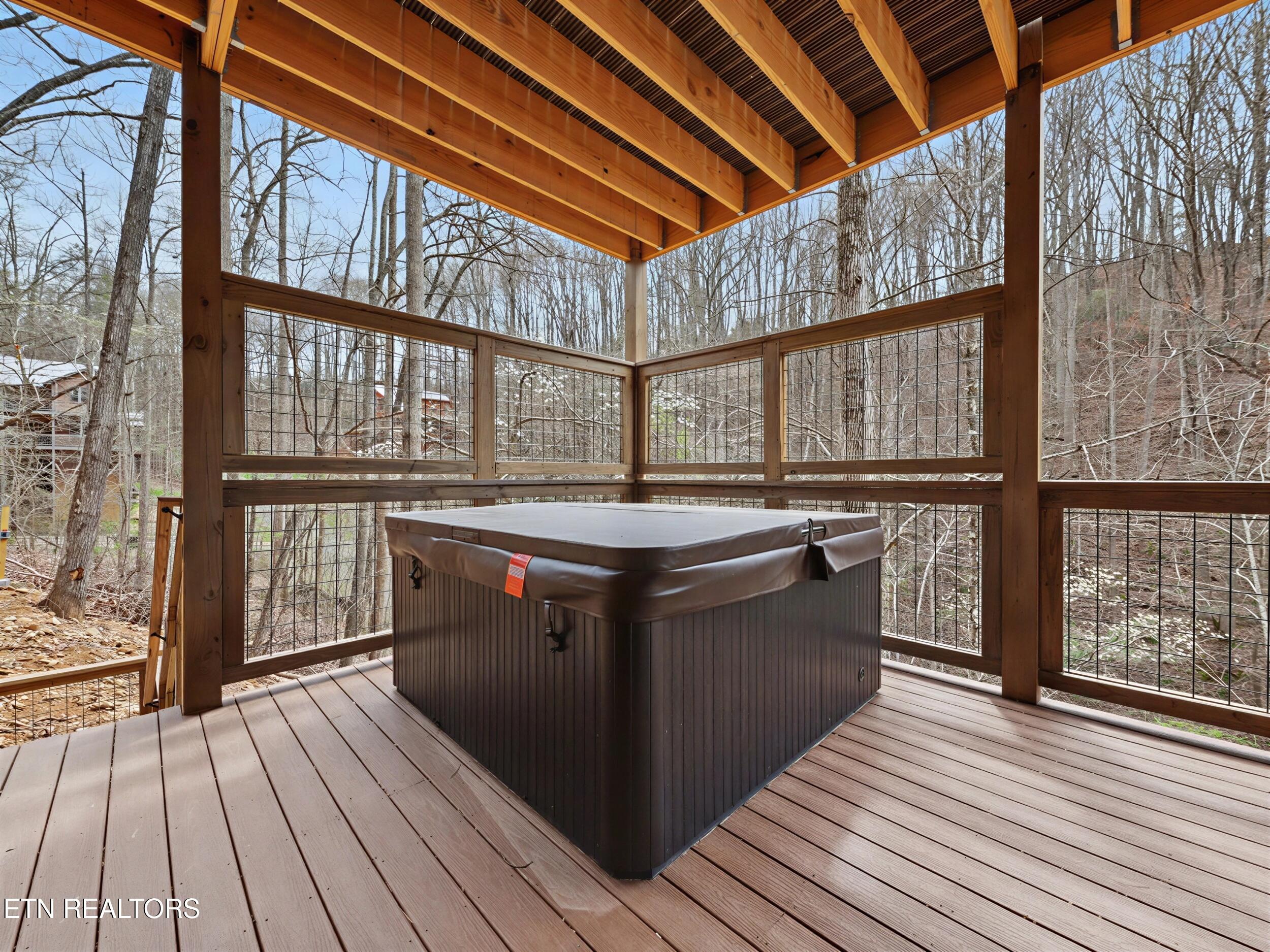 5165 Riversong Way Sevierville TN 37876
