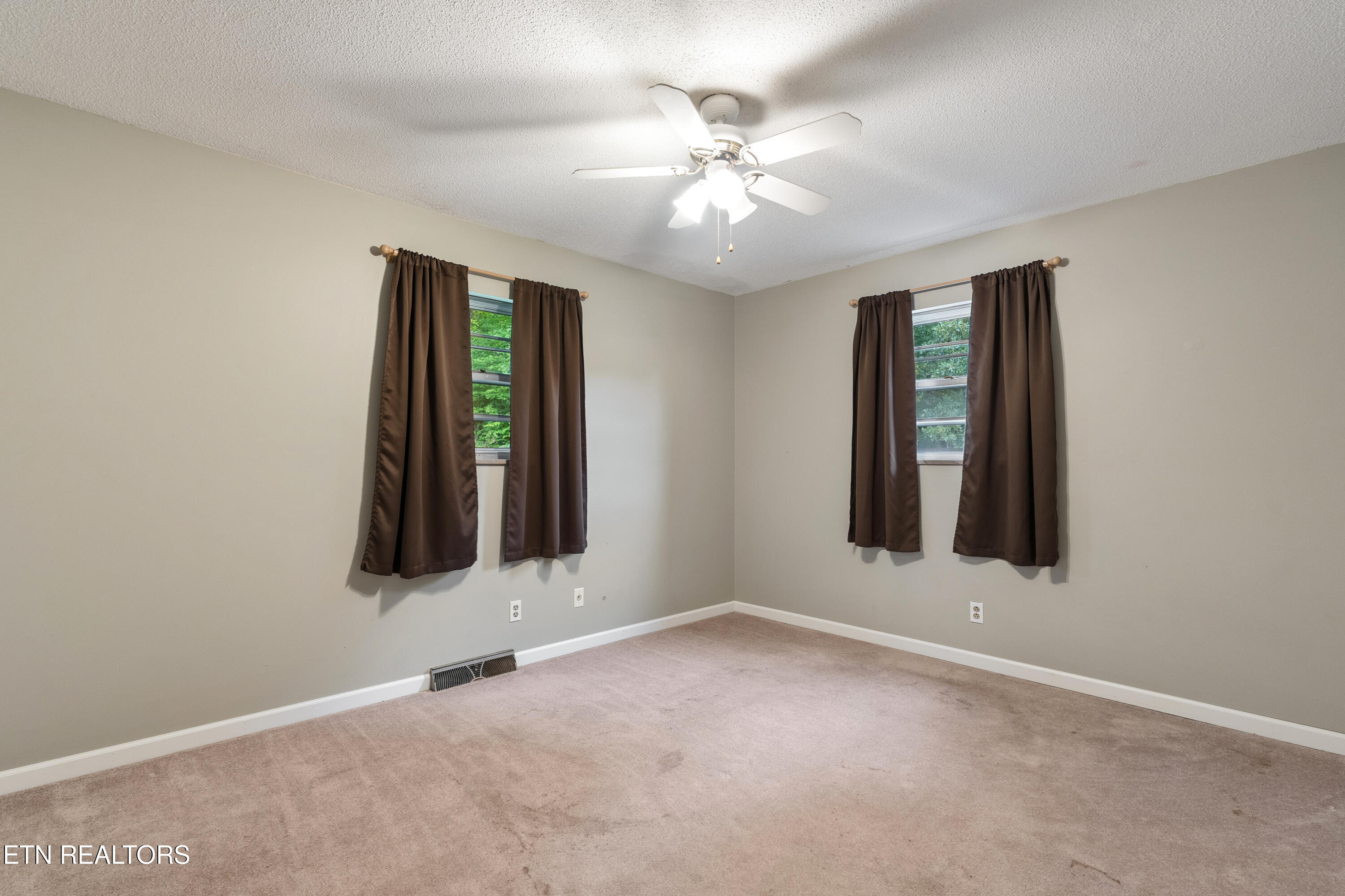 6625 Lambent Lane Knoxville TN 37918