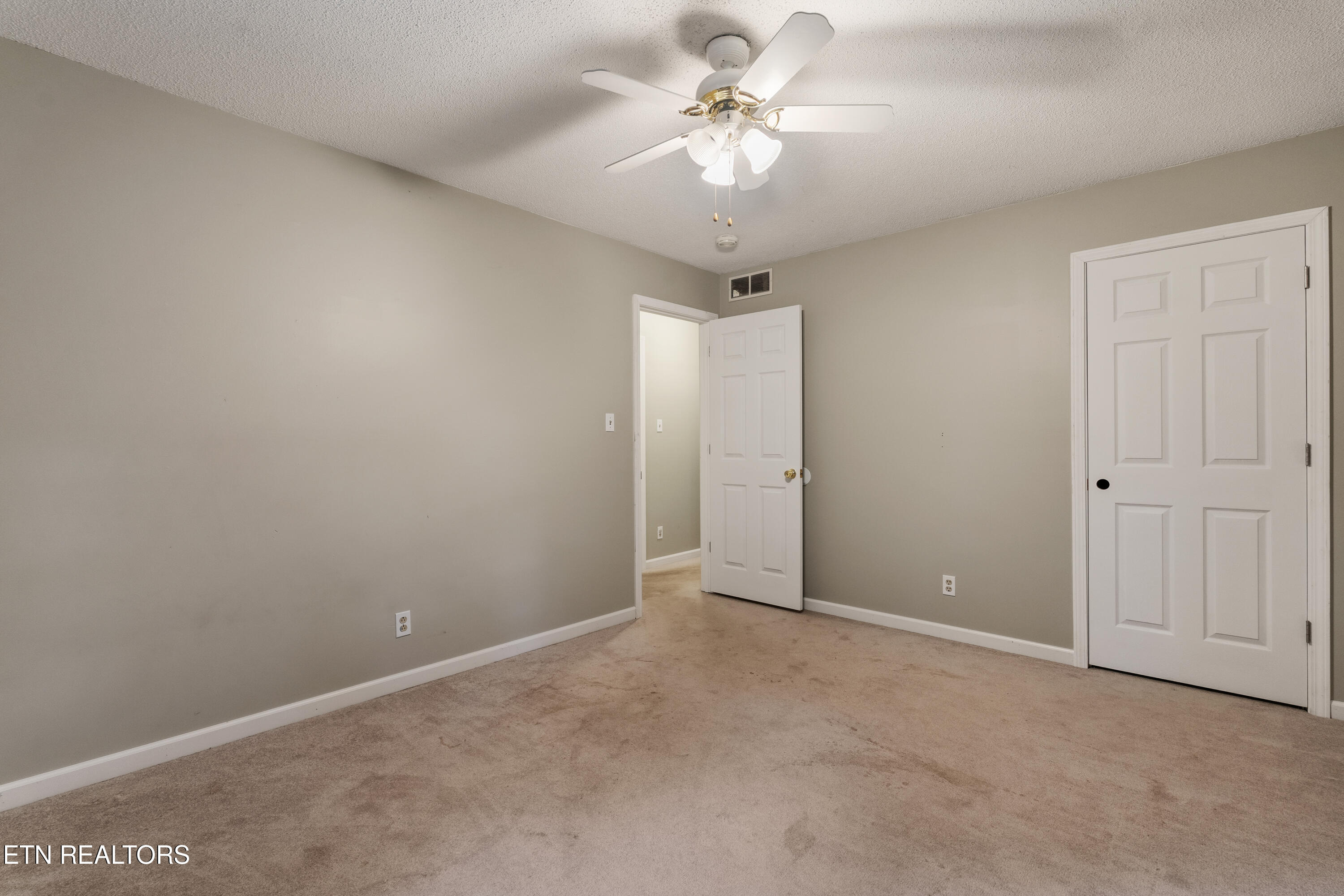 6625 Lambent Lane Knoxville TN 37918