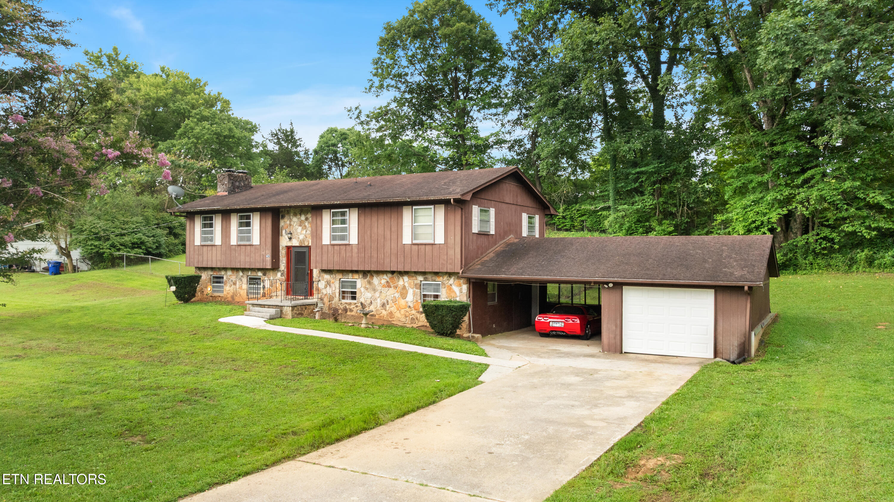 6625 Lambent Lane Knoxville TN 37918