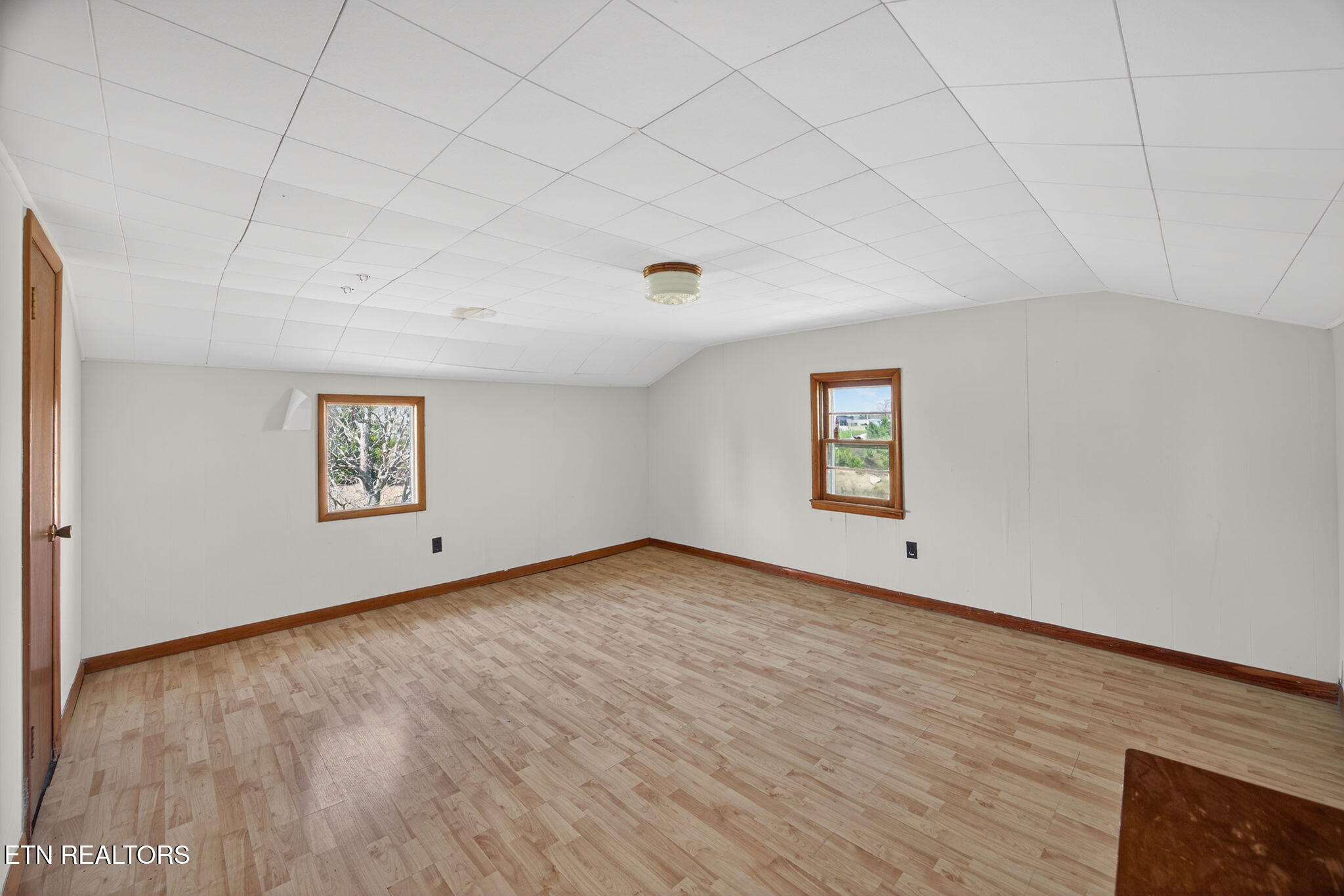 1298 S Bunker Hill Road Sparta TN 38583