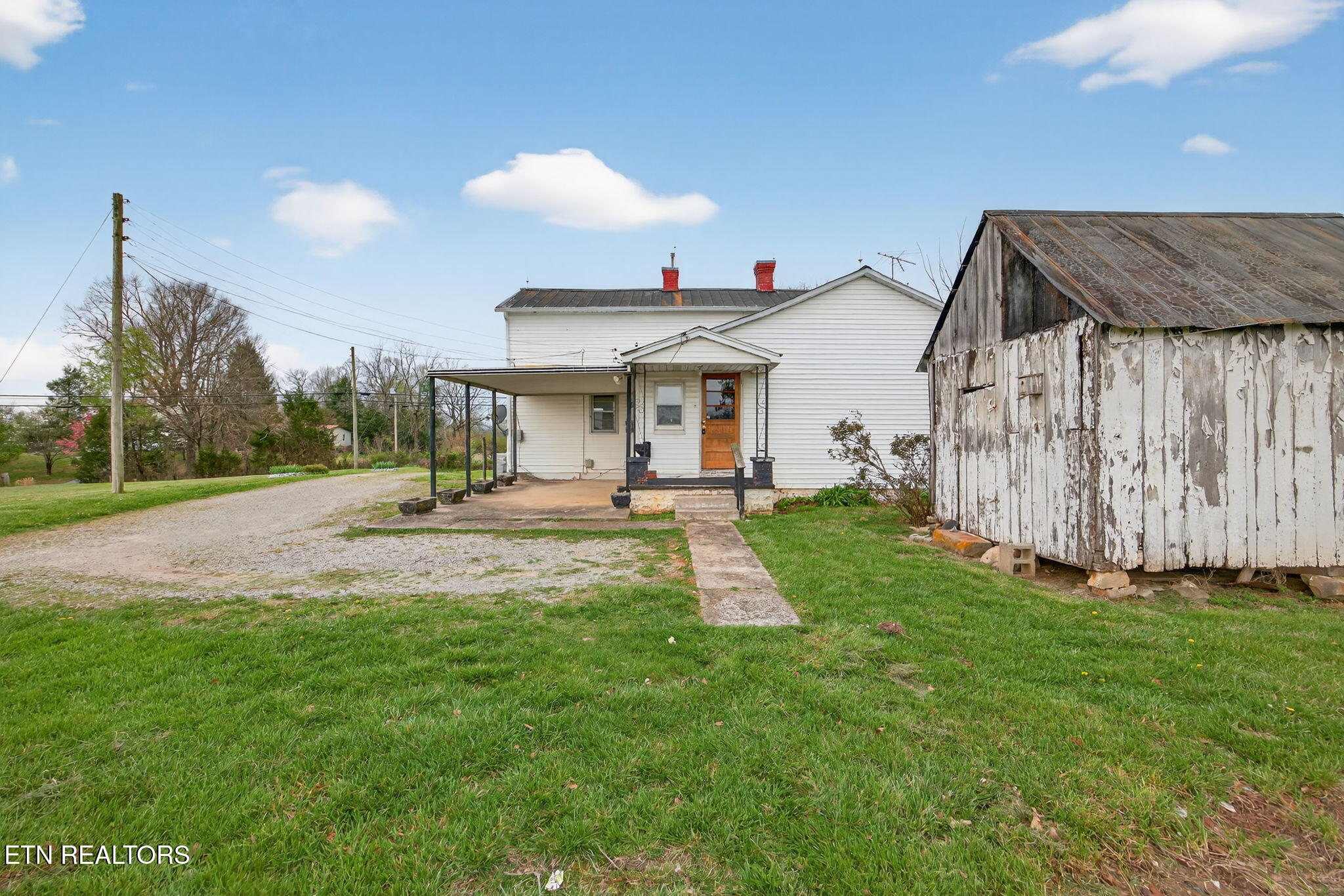 1298 S Bunker Hill Road Sparta TN 38583