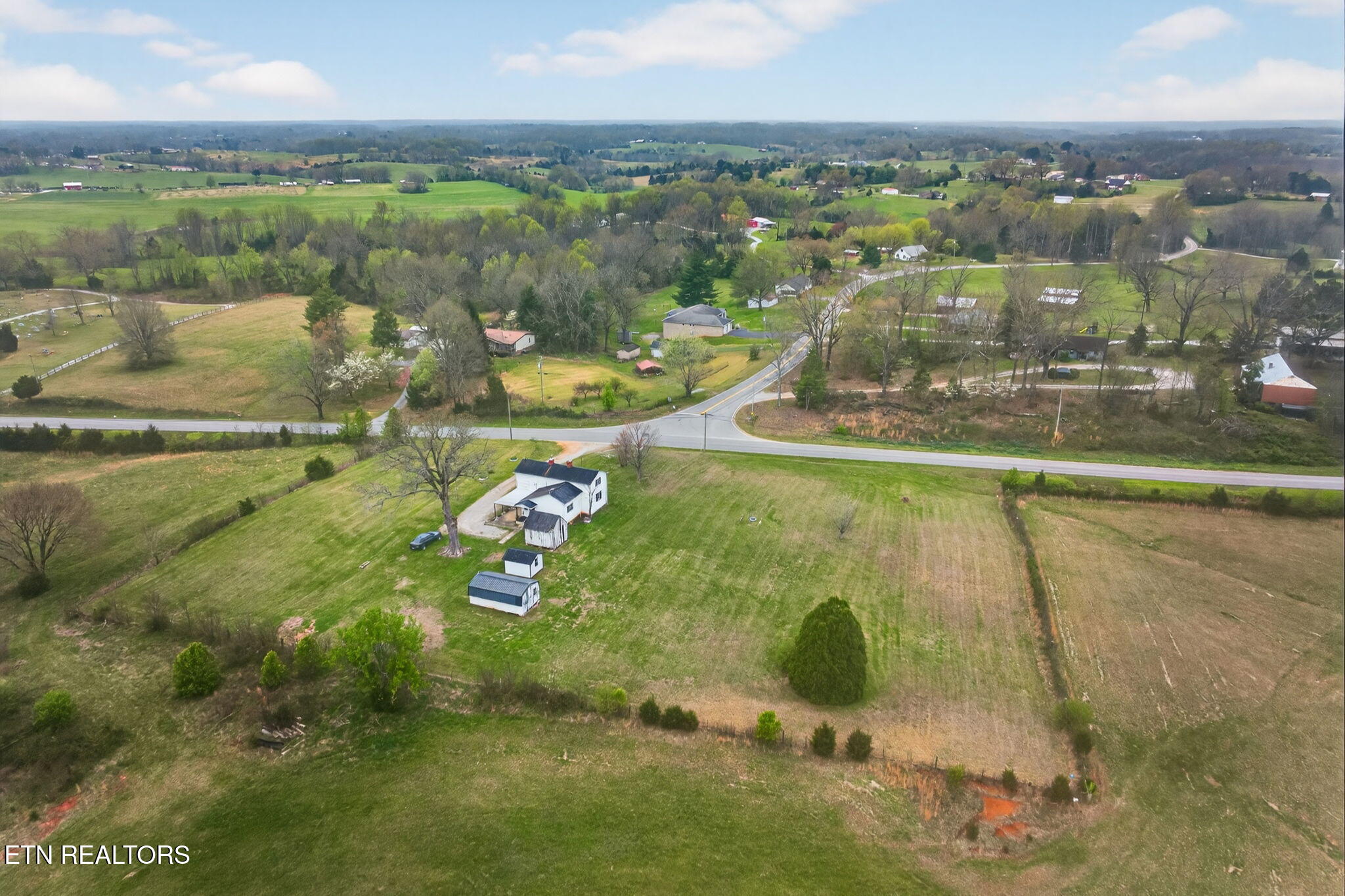1298 S Bunker Hill Road Sparta TN 38583