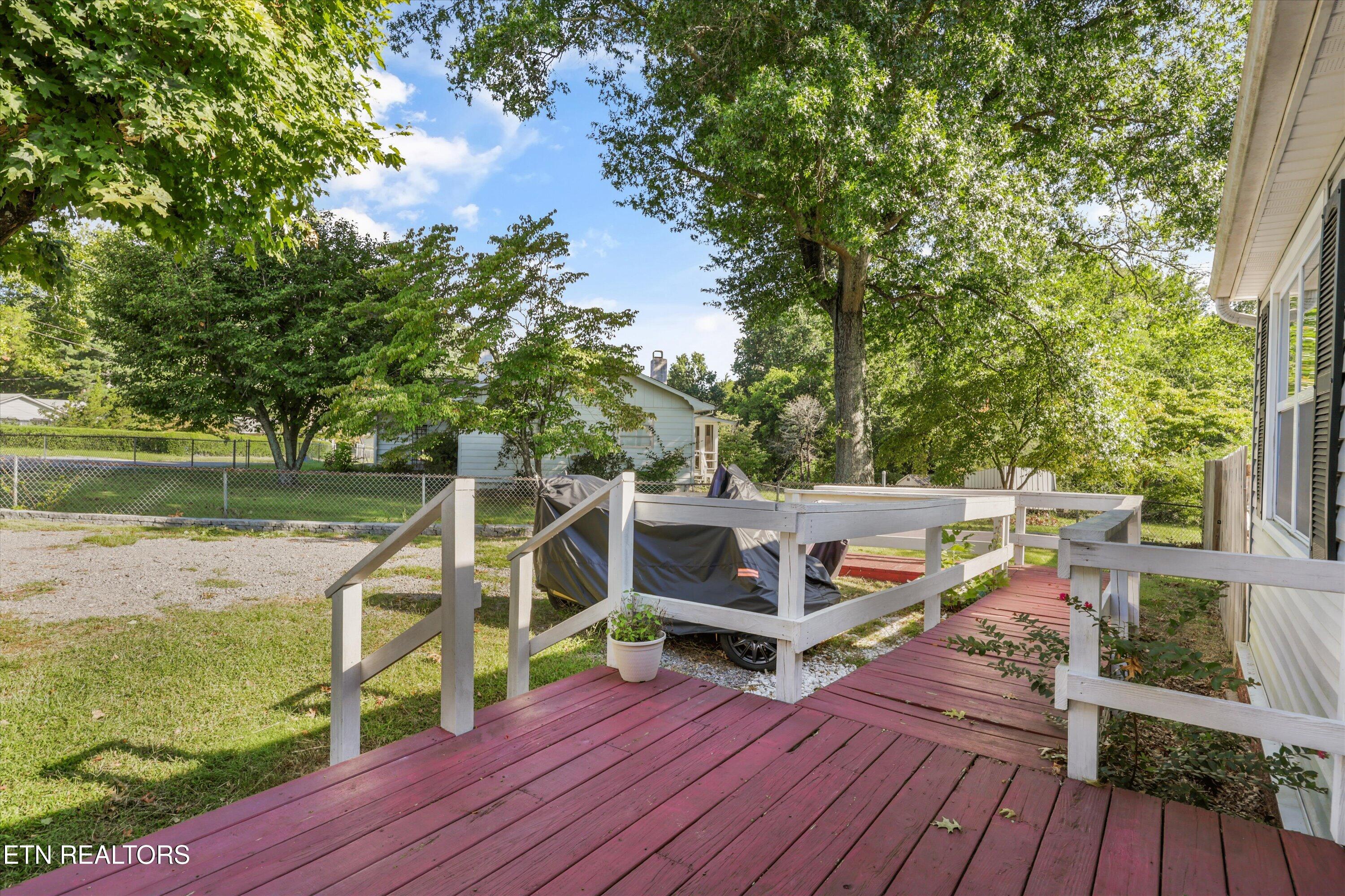 98 Orange Lane Oak Ridge TN 37830