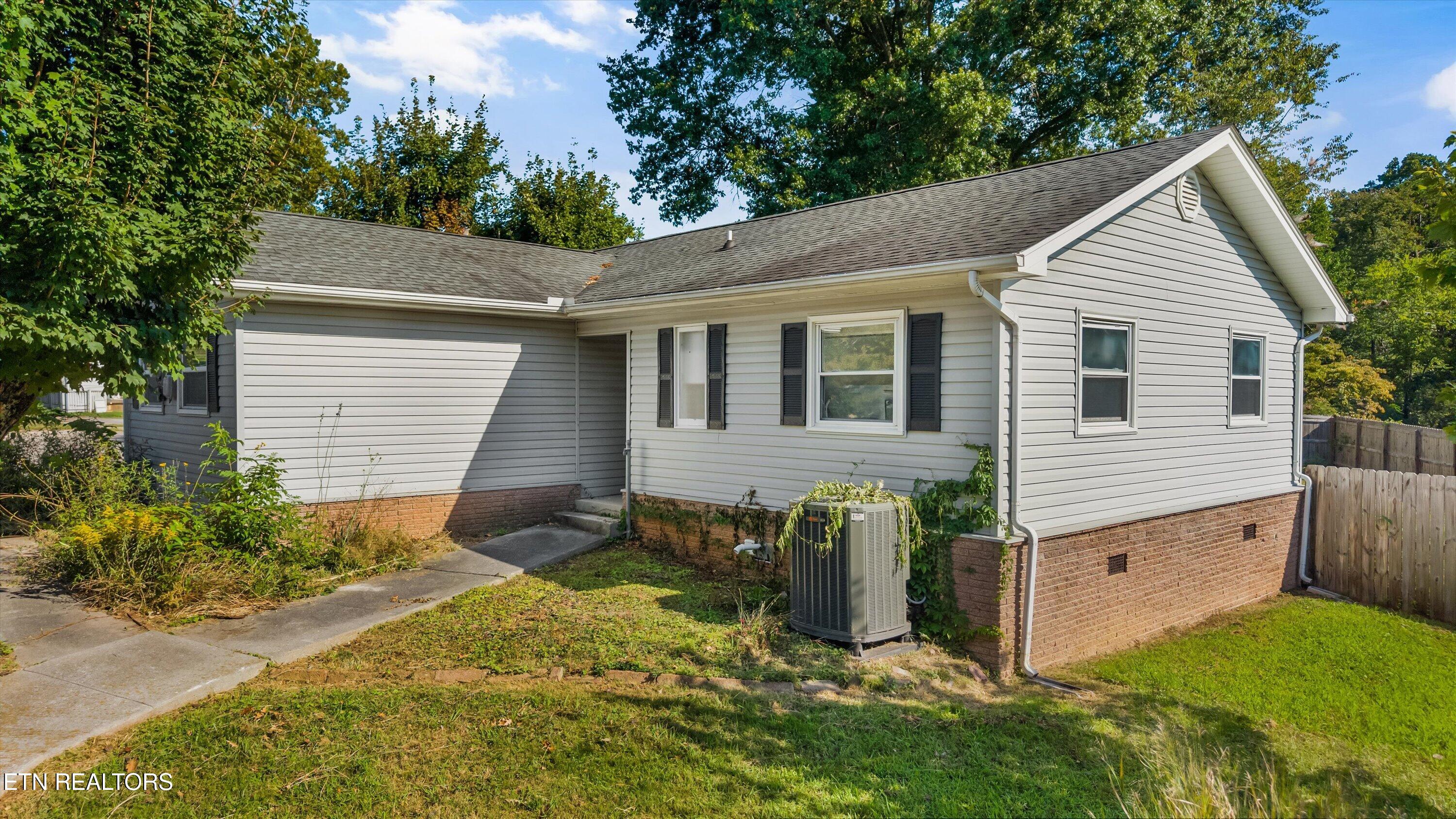 98 Orange Lane Oak Ridge TN 37830