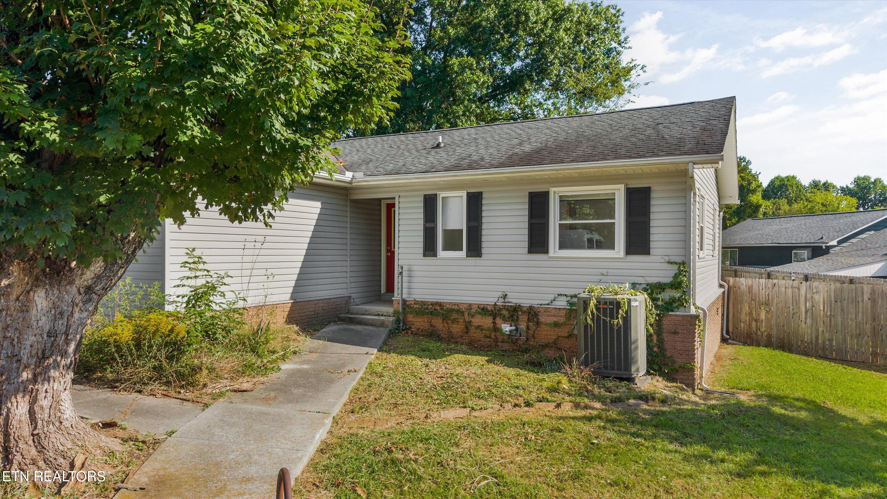 98 Orange Lane Oak Ridge TN 37830