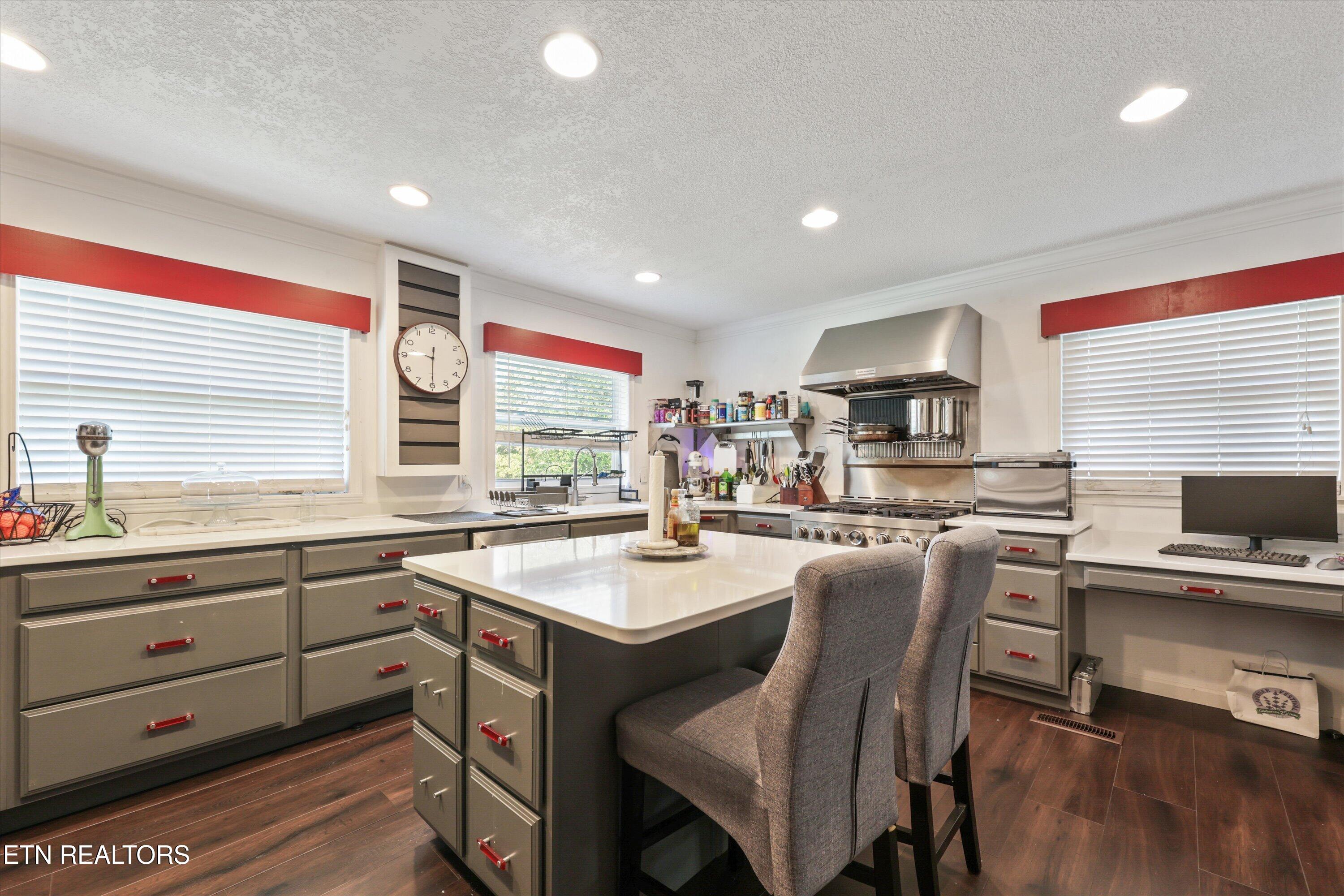 98 Orange Lane Oak Ridge TN 37830