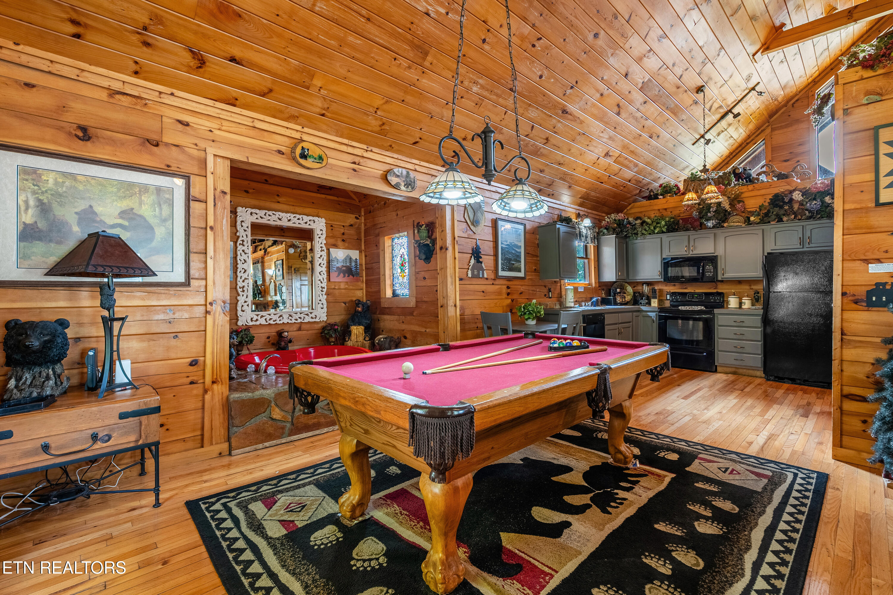 936 Black Bear Cub Way Sevierville TN 37862