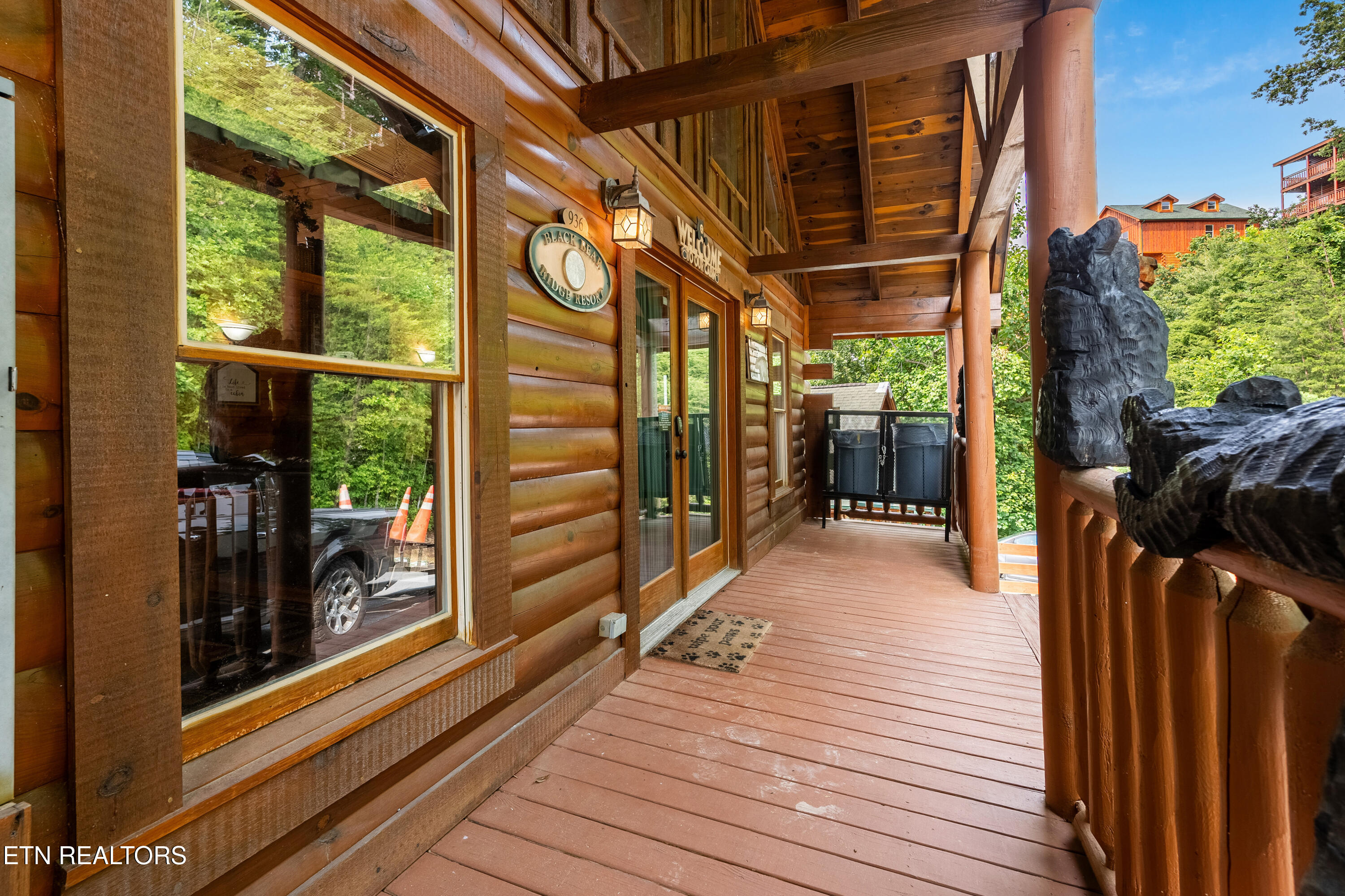 936 Black Bear Cub Way Sevierville TN 37862