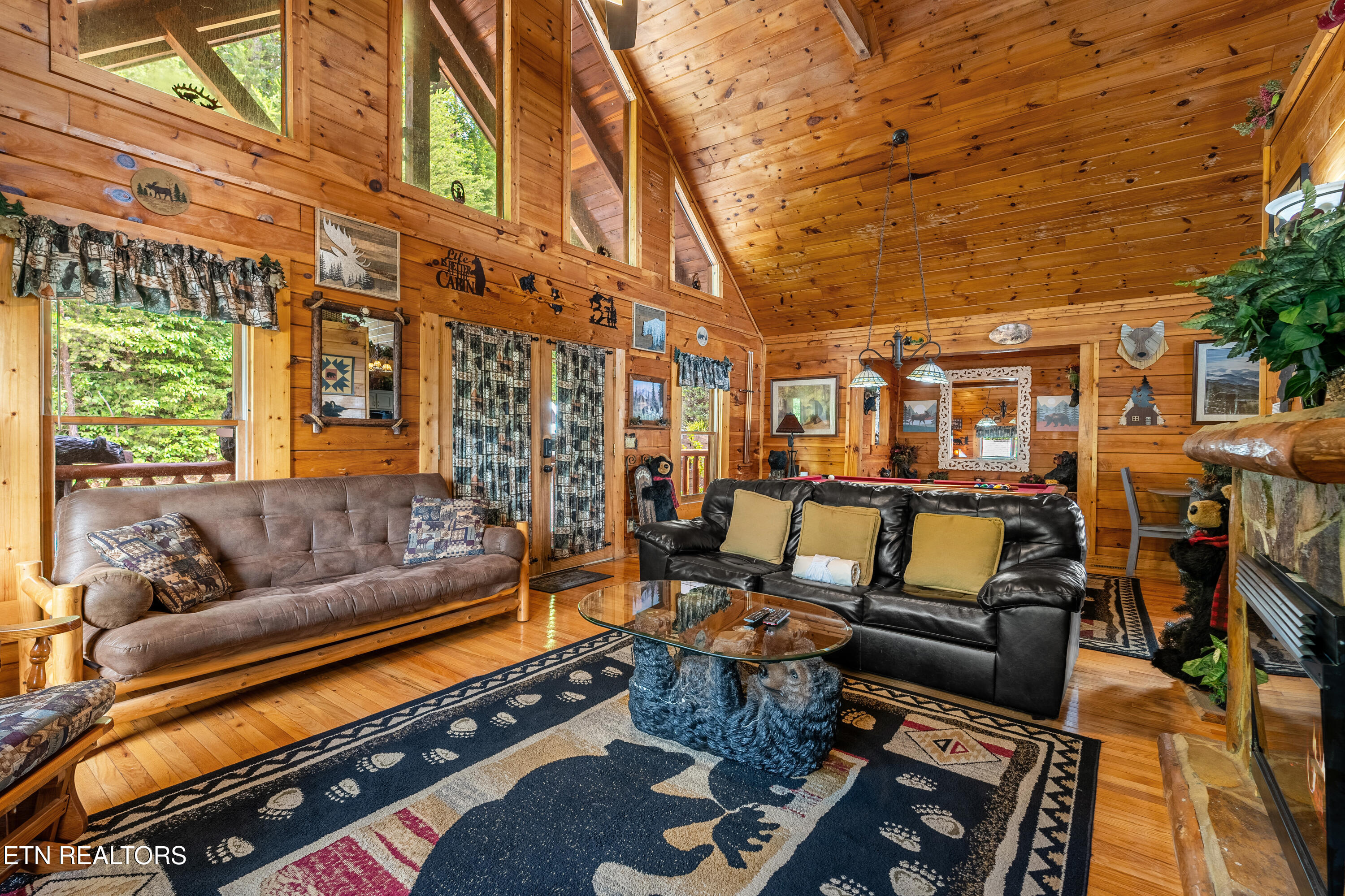 936 Black Bear Cub Way Sevierville TN 37862