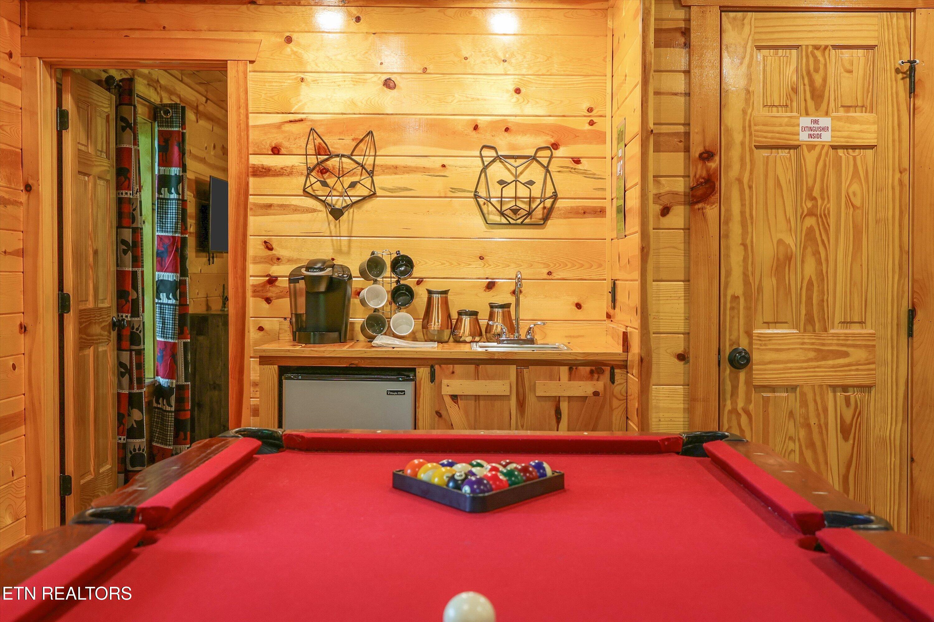 1622 Misty Hollow Way Gatlinburg TN 37738