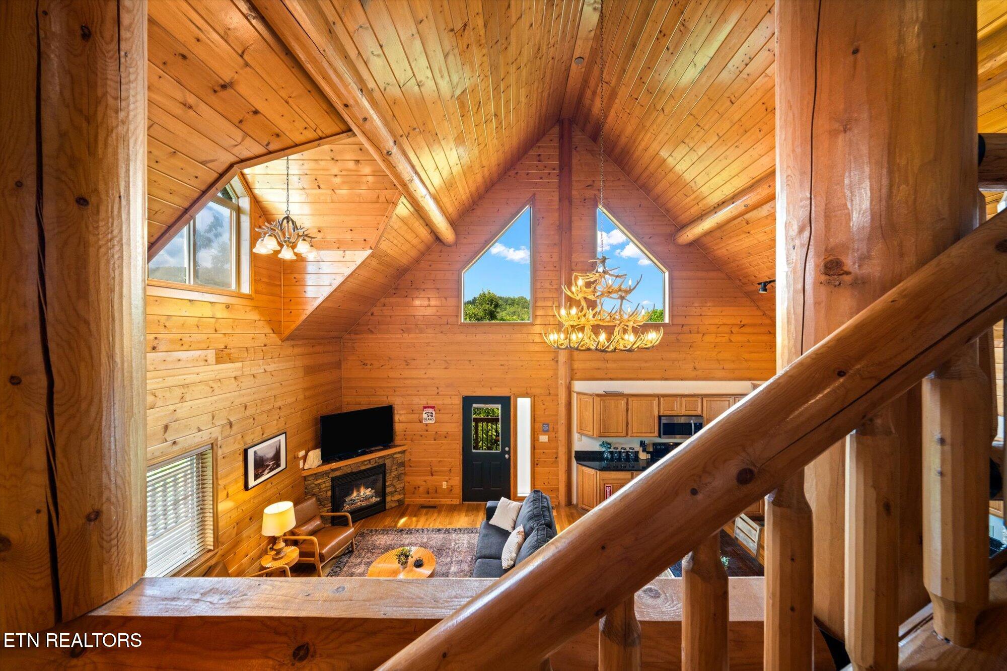 4430 New Pioneer Trail Pigeon Forge TN 37863