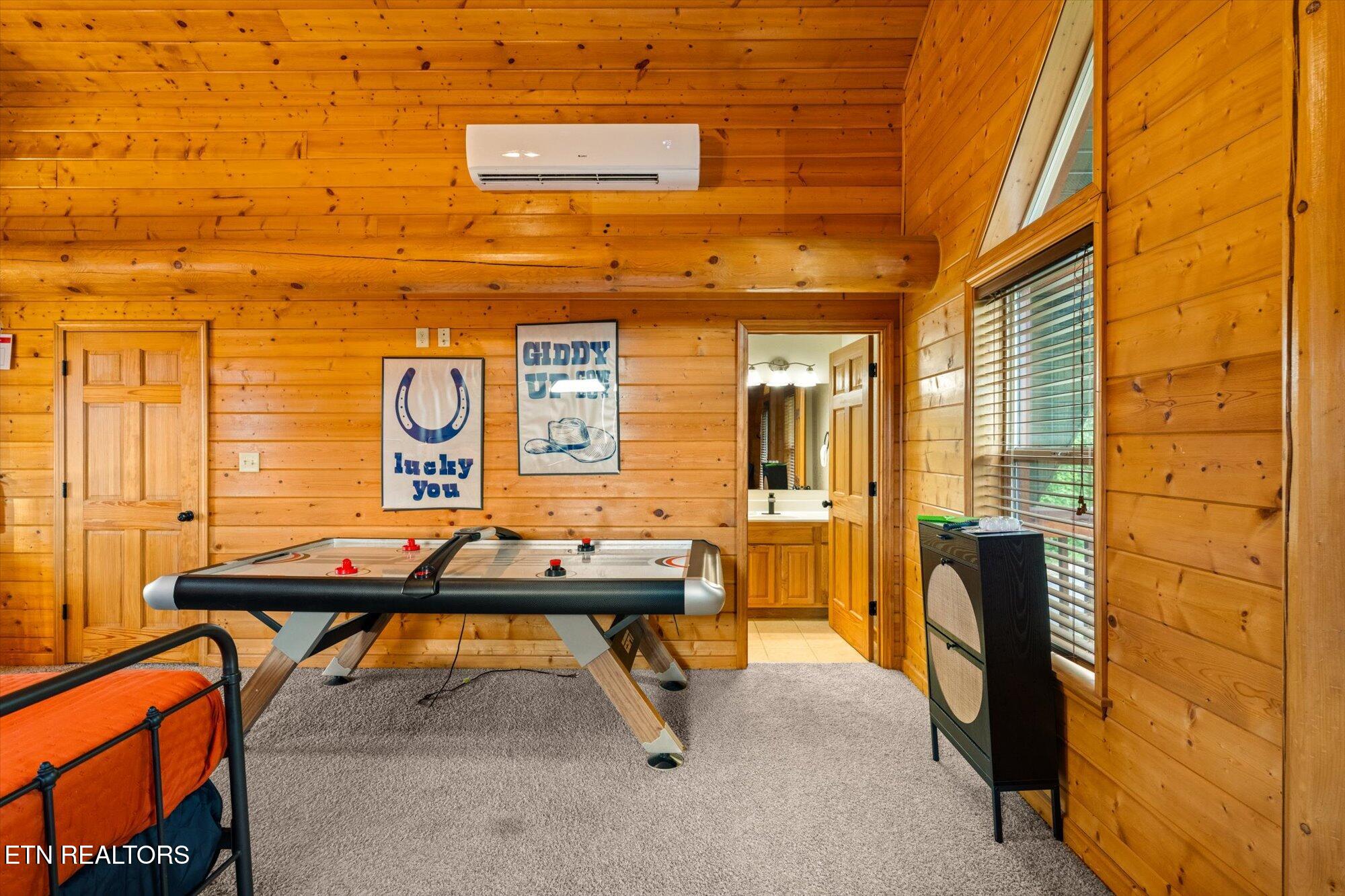 4430 New Pioneer Trail Pigeon Forge TN 37863