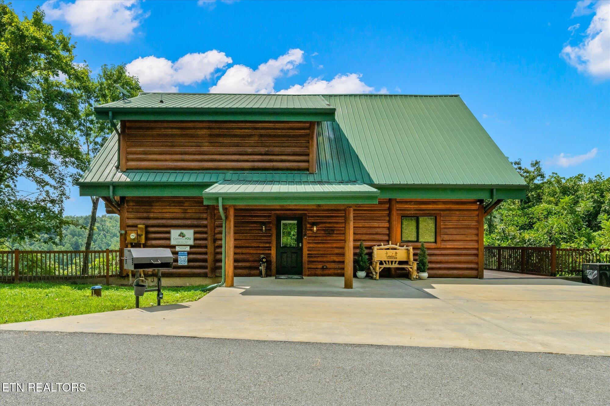 4430 New Pioneer Trail Pigeon Forge TN 37863