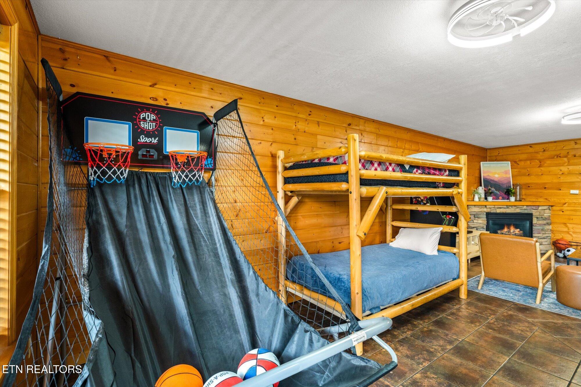 4430 New Pioneer Trail Pigeon Forge TN 37863