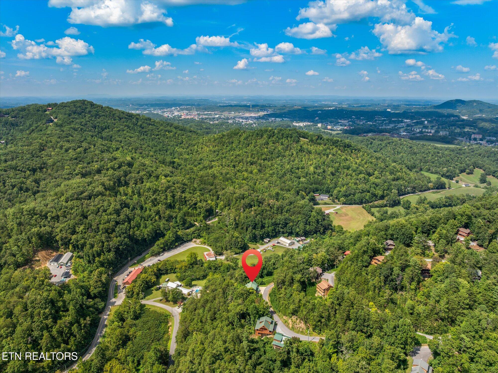 4430 New Pioneer Trail Pigeon Forge TN 37863