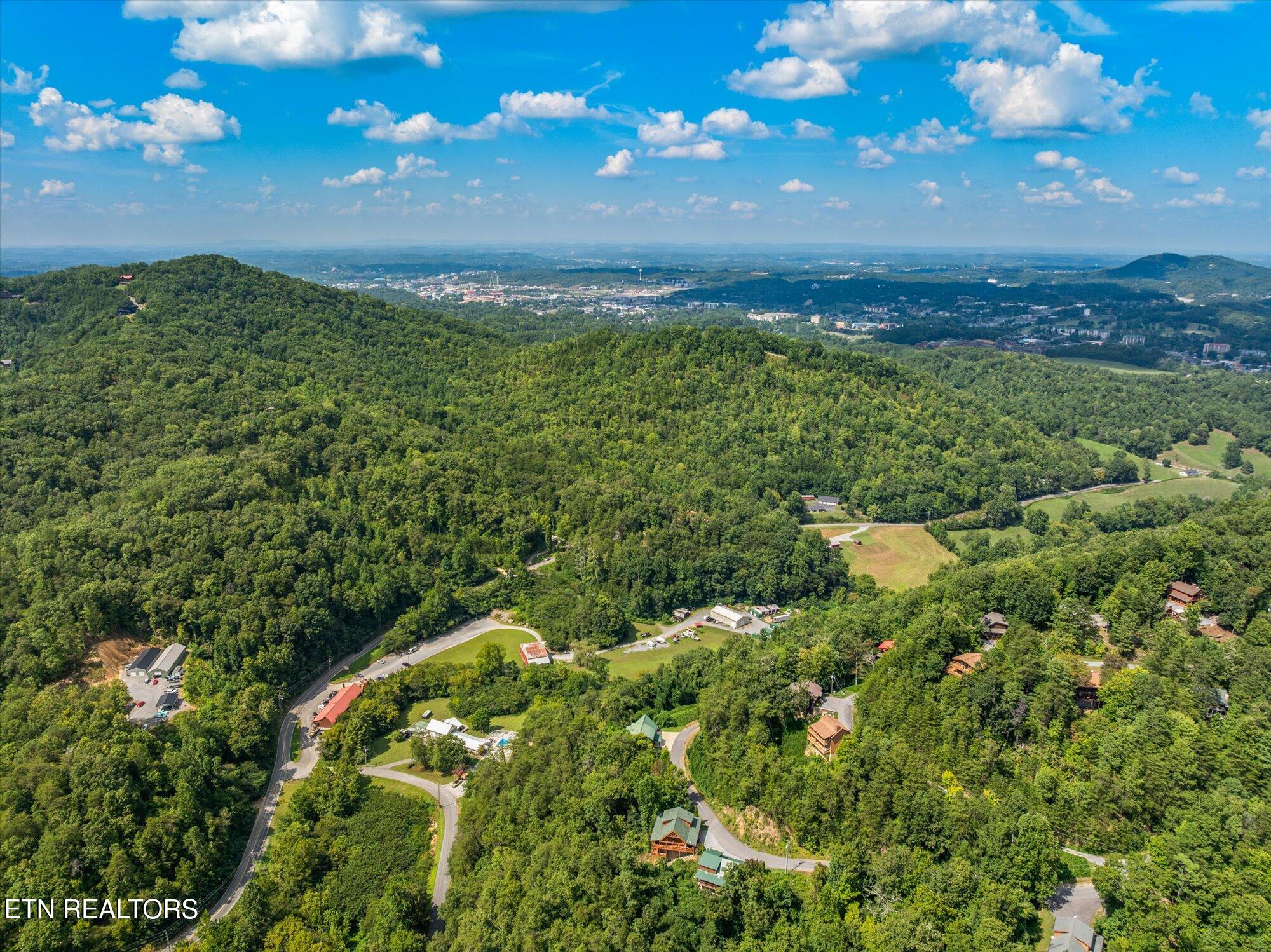4430 New Pioneer Trail Pigeon Forge TN 37863