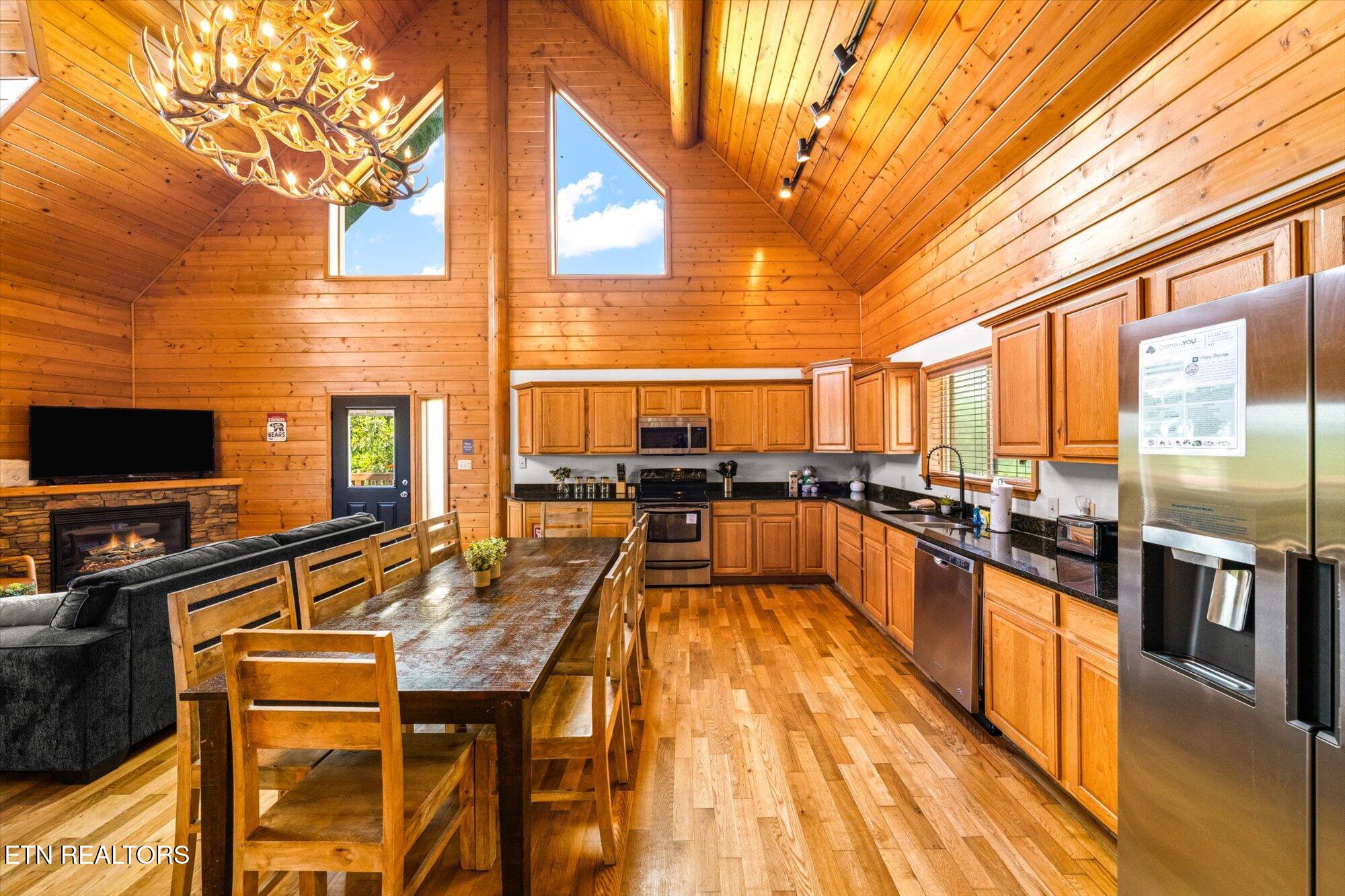 4430 New Pioneer Trail Pigeon Forge TN 37863