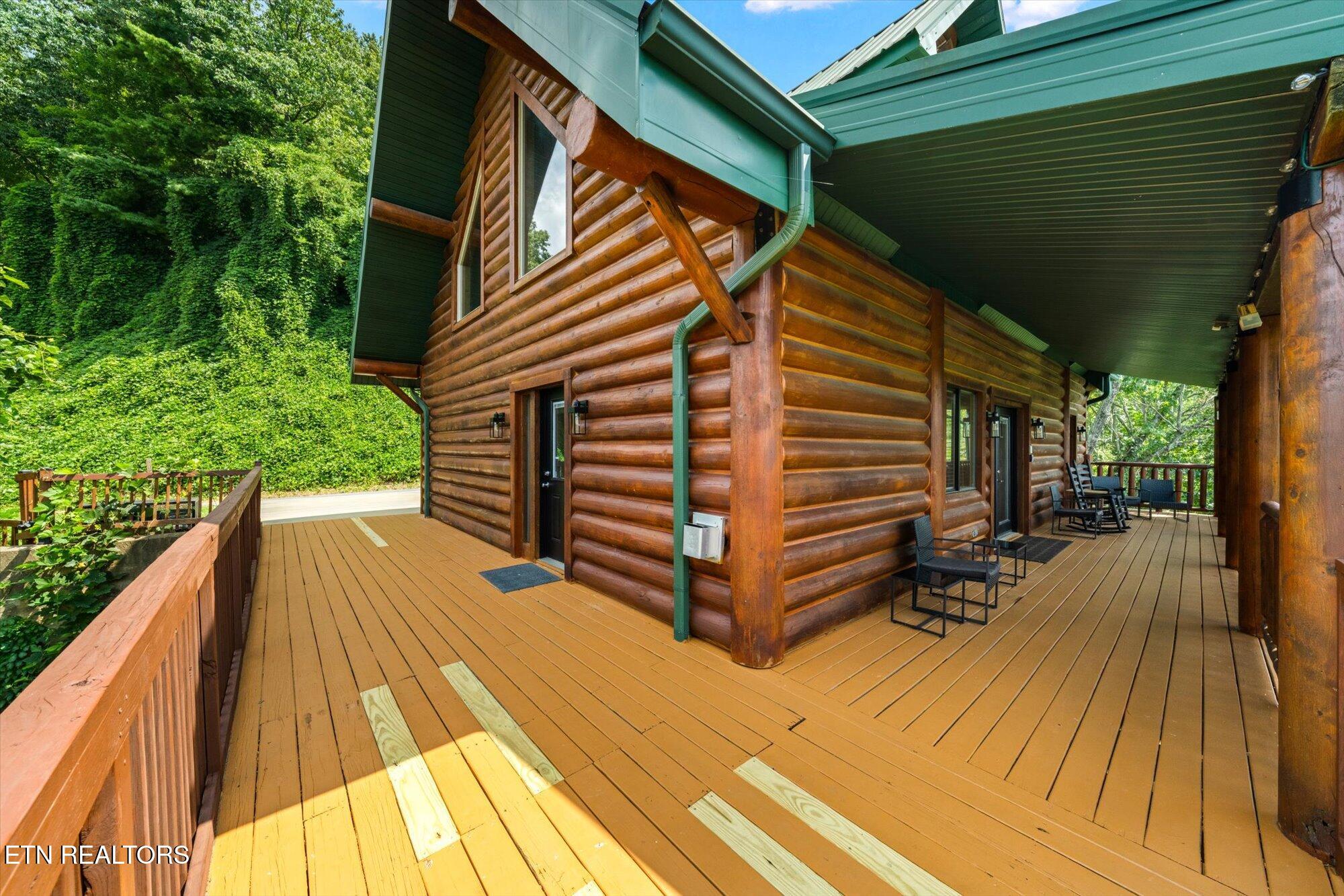 4430 New Pioneer Trail Pigeon Forge TN 37863