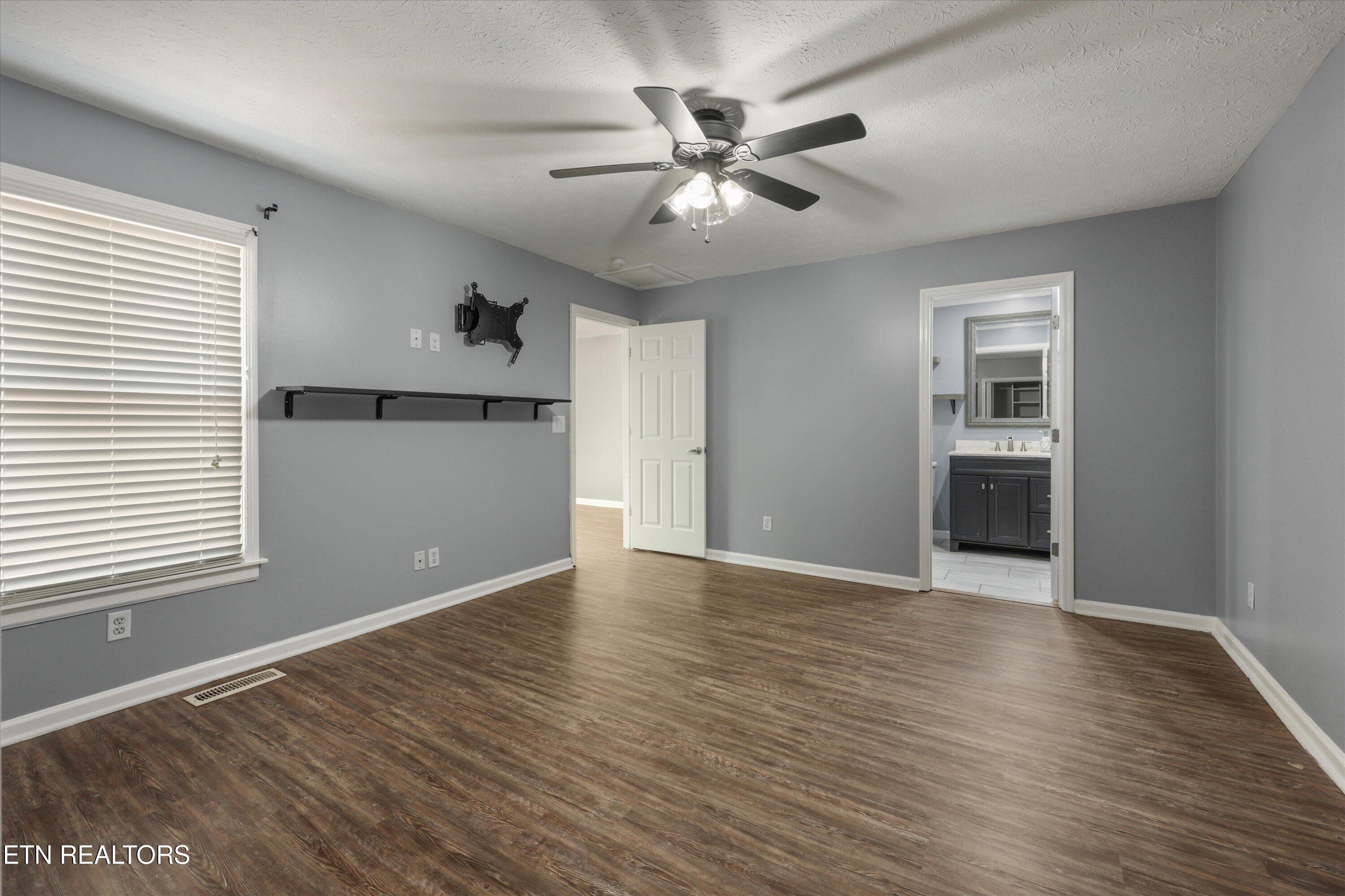 2951 Cecil Avenue Knoxville TN 37917