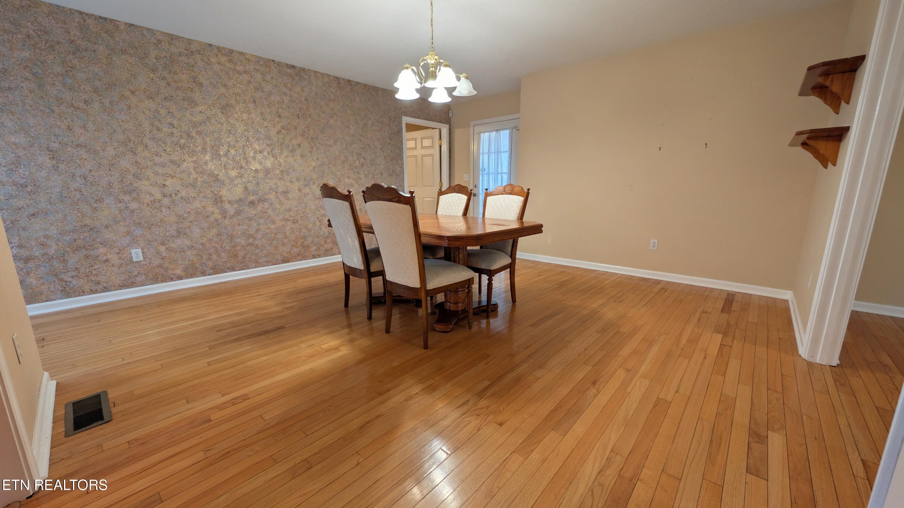 1659 Jasmine Trail Sevierville TN 37862