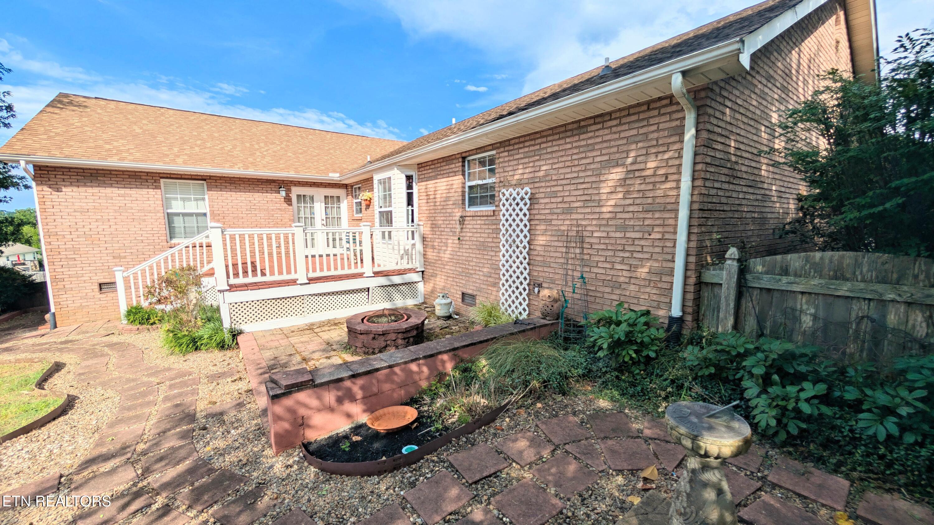 1659 Jasmine Trail Sevierville TN 37862