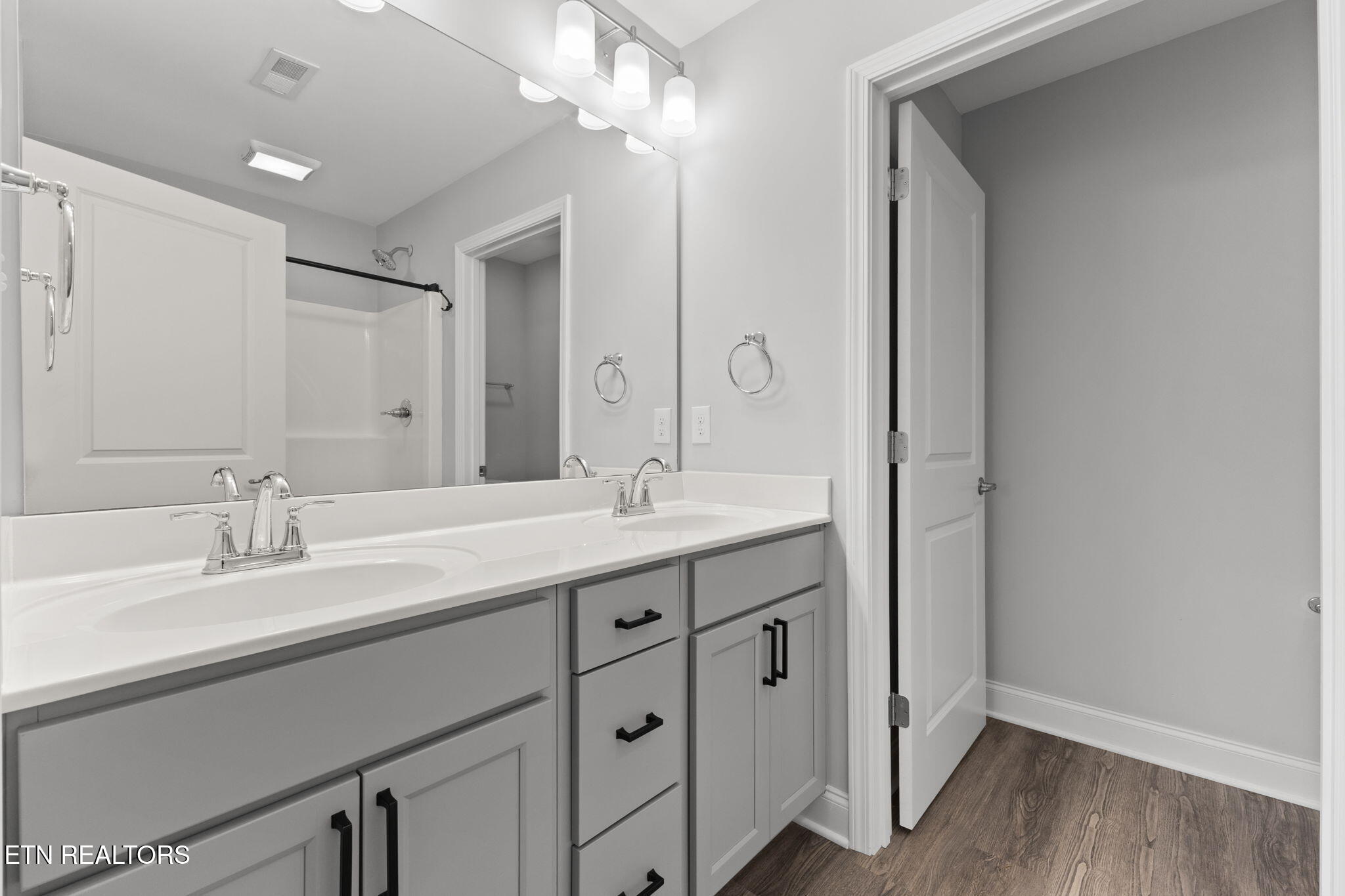 4850 Ancient Glacier Lane Knoxville TN 37918
