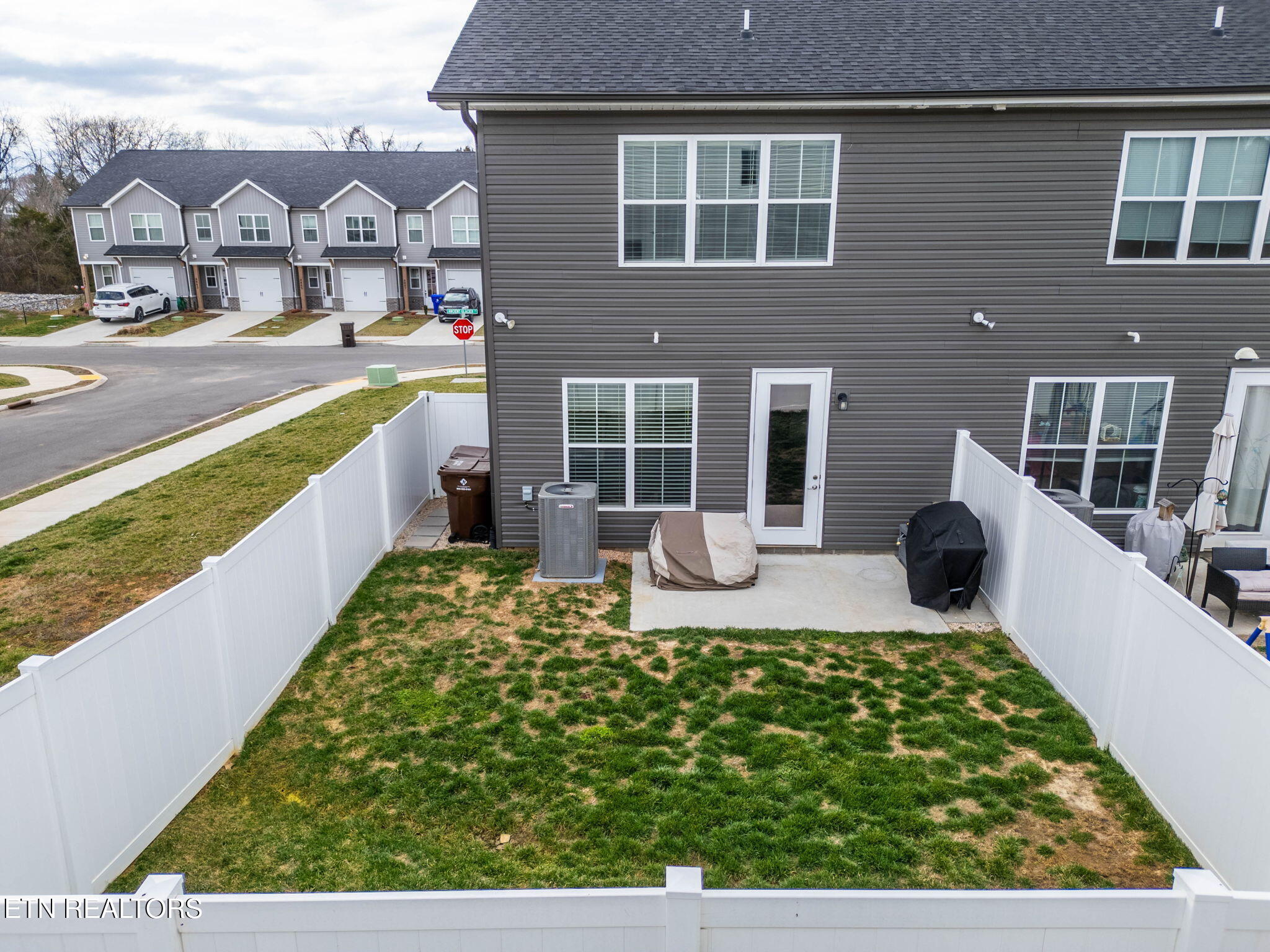 4850 Ancient Glacier Lane Knoxville TN 37918