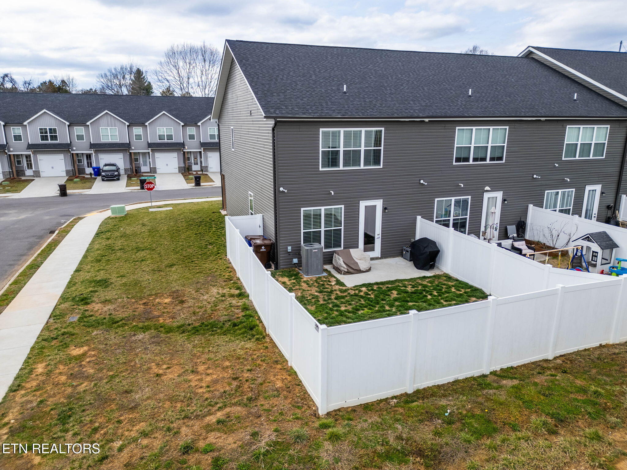 4850 Ancient Glacier Lane Knoxville TN 37918