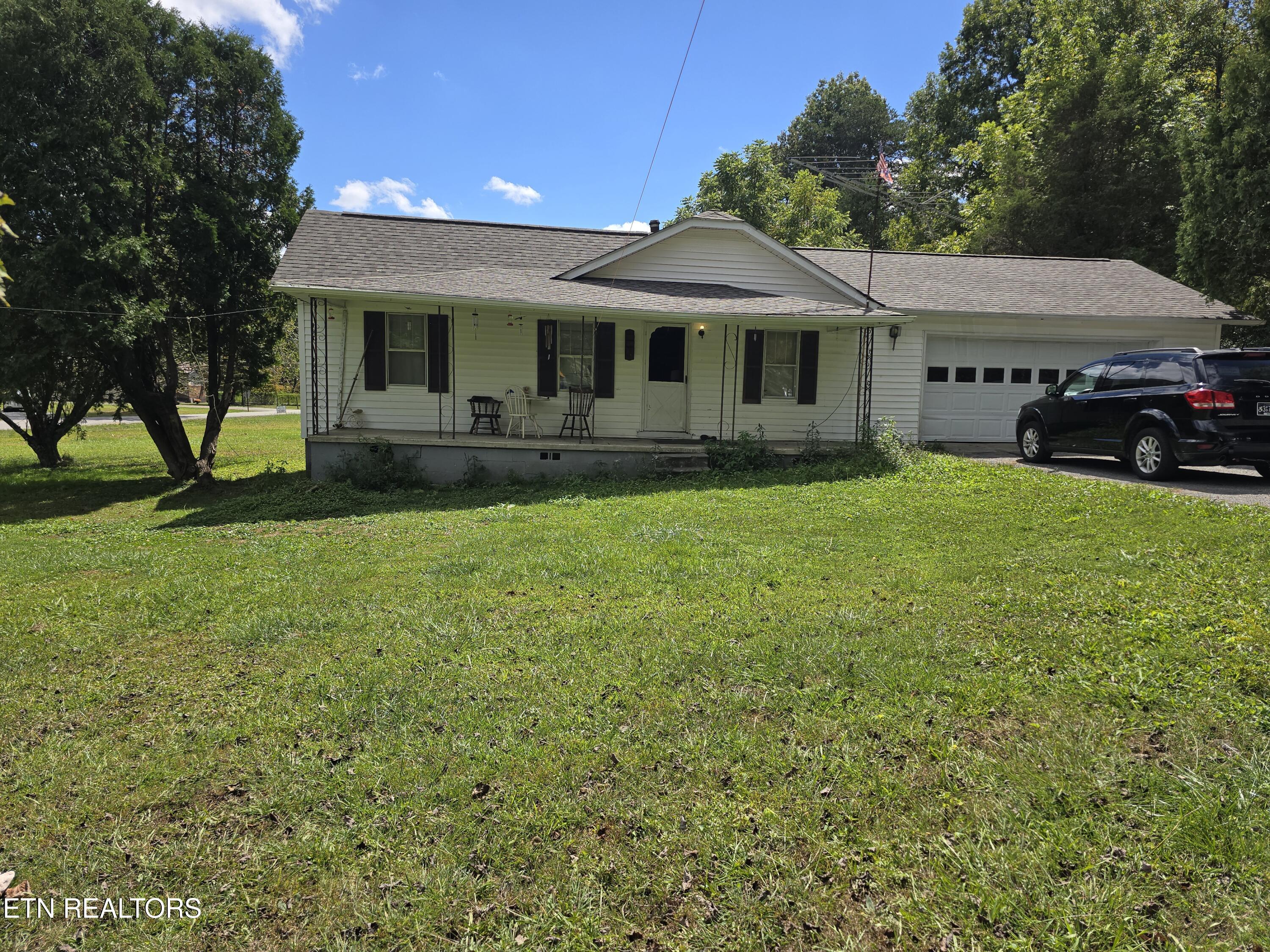 322 Southern Lane Oneida TN 37841