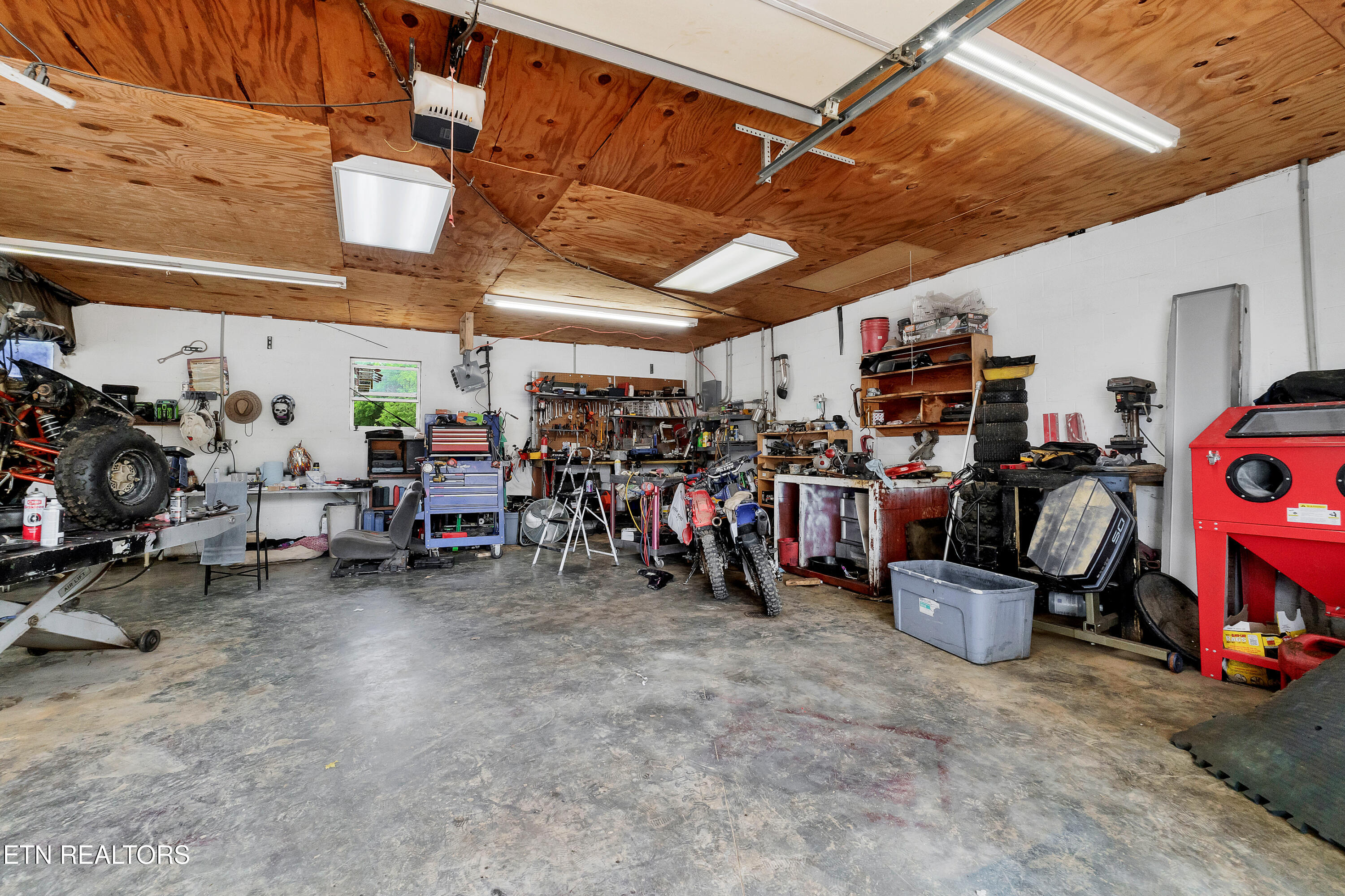 115 Old Athens Road Madisonville TN 37354