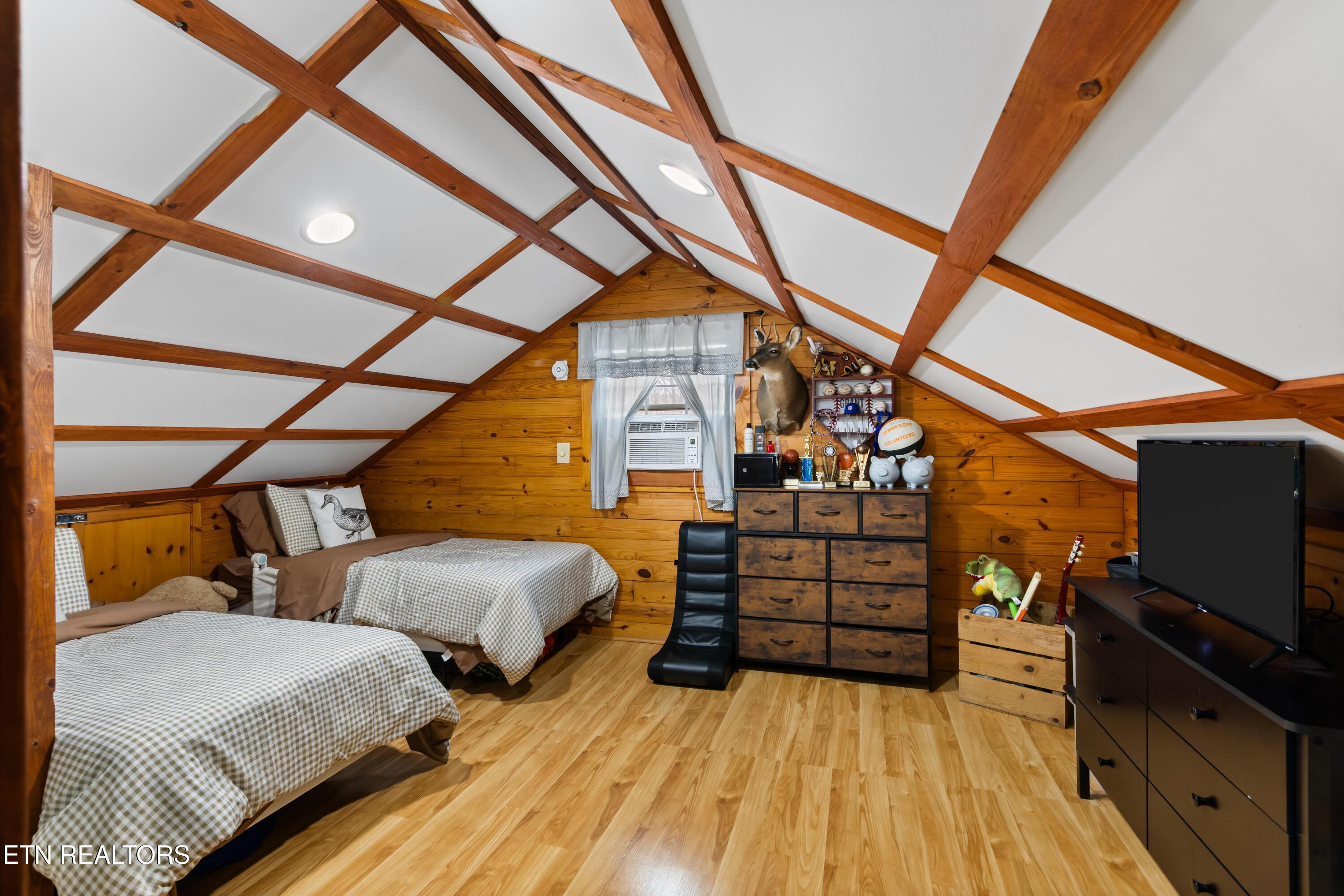 598 Hiwassee View Drive Jacksboro TN 37757