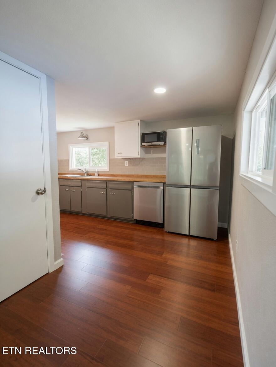 606 W Outer Drive Oak Ridge TN 37830
