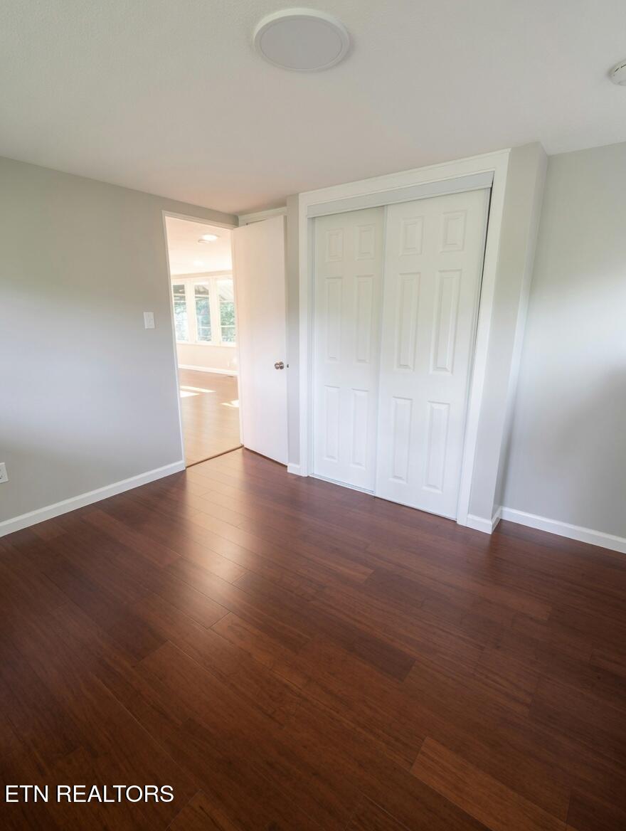 606 W Outer Drive Oak Ridge TN 37830