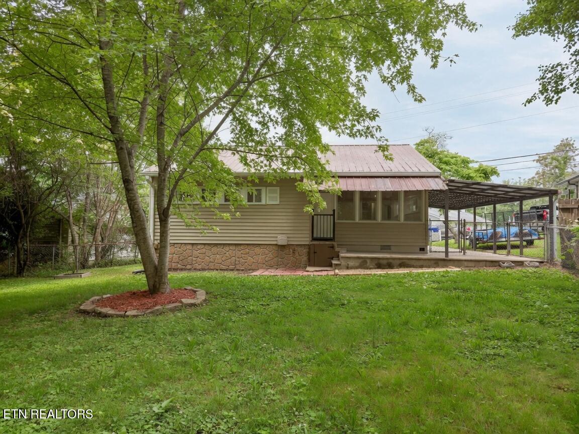 606 W Outer Drive Oak Ridge TN 37830