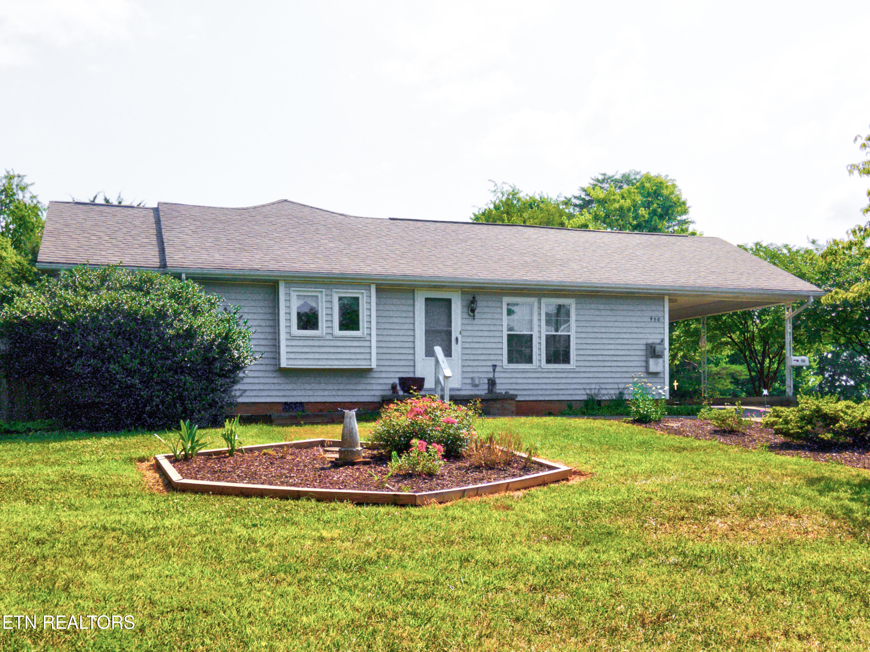 958 Panorama Drive Maryville TN 37801