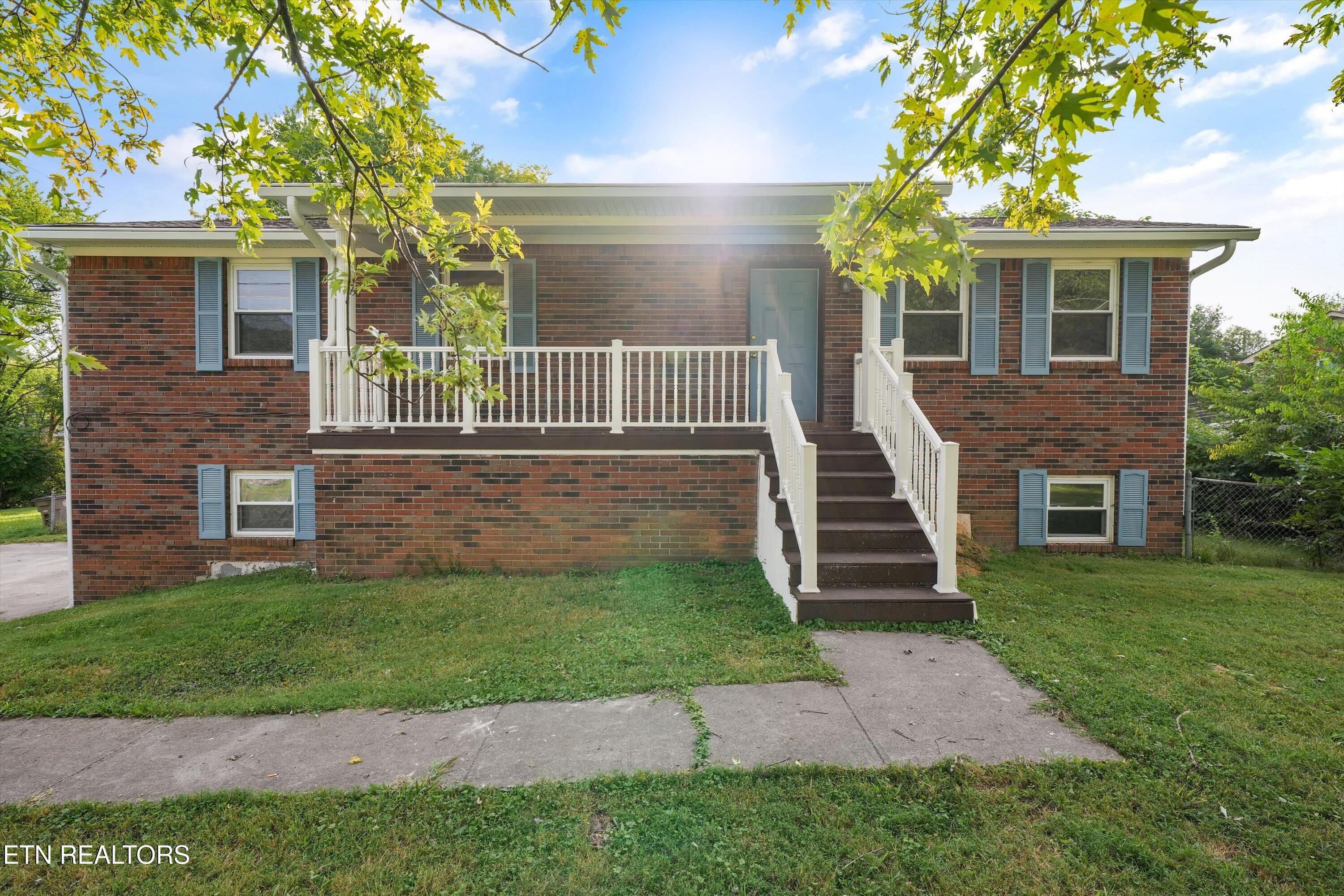 2108 NW Ho Co Ta Ke Lane Knoxville TN 37912