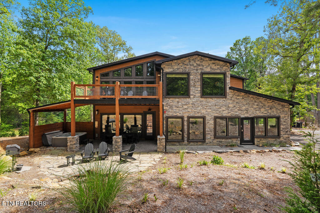 2215 Sawmill Cove Drive Sevierville TN 37862