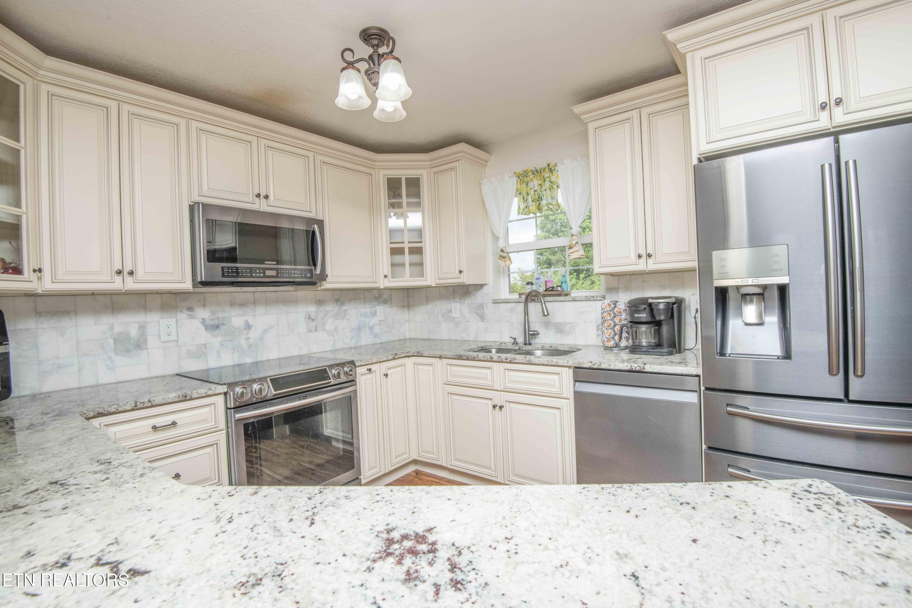 1284 Jessica Loop Jefferson City TN 37760