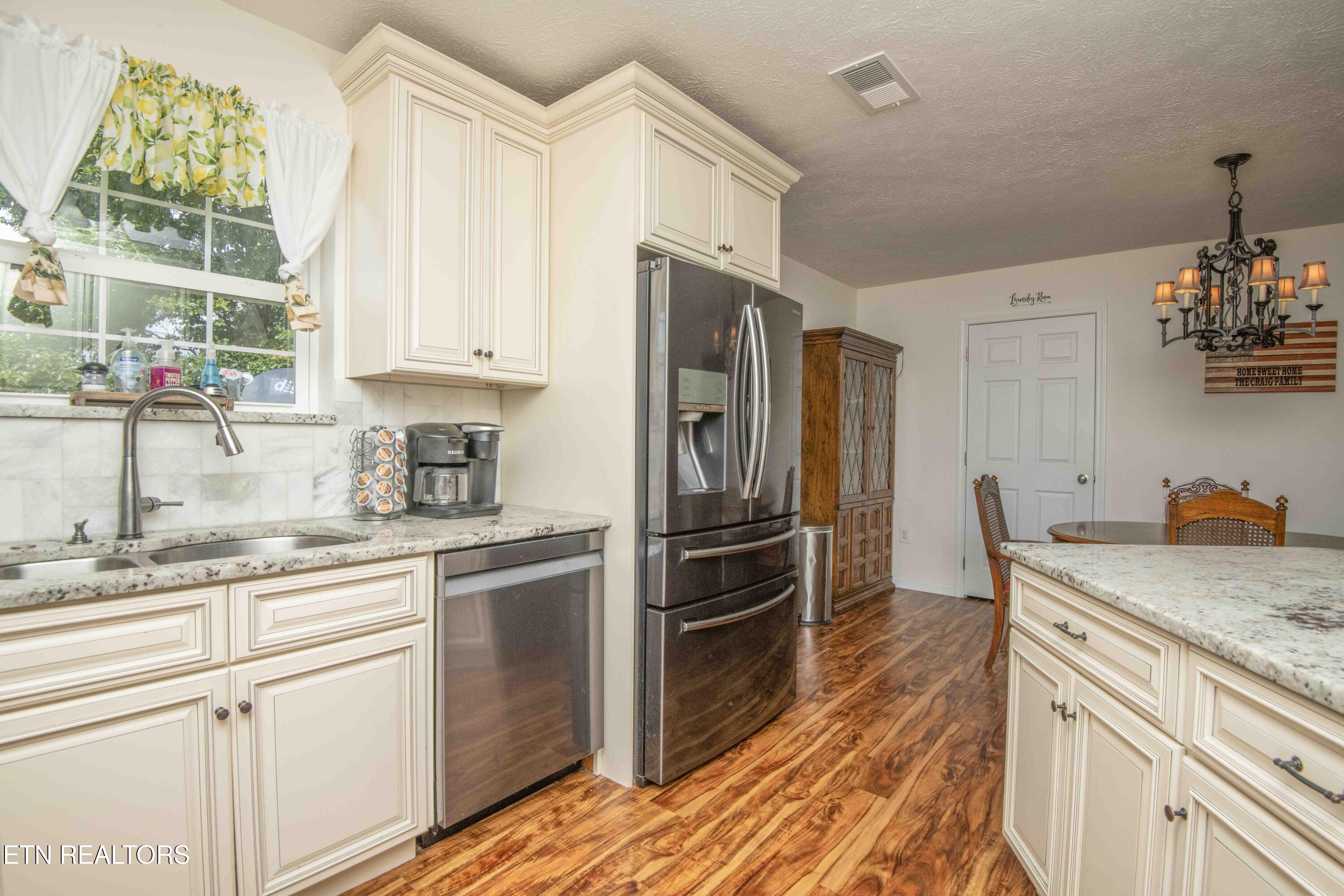 1284 Jessica Loop Jefferson City TN 37760