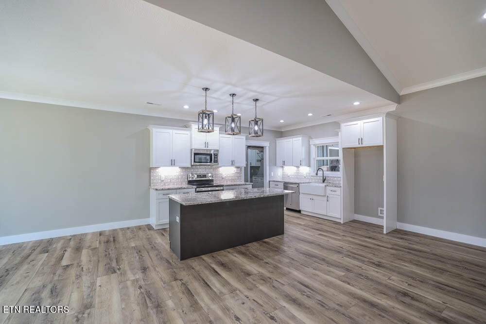 113 Caterpillar Way Maryville TN 37801