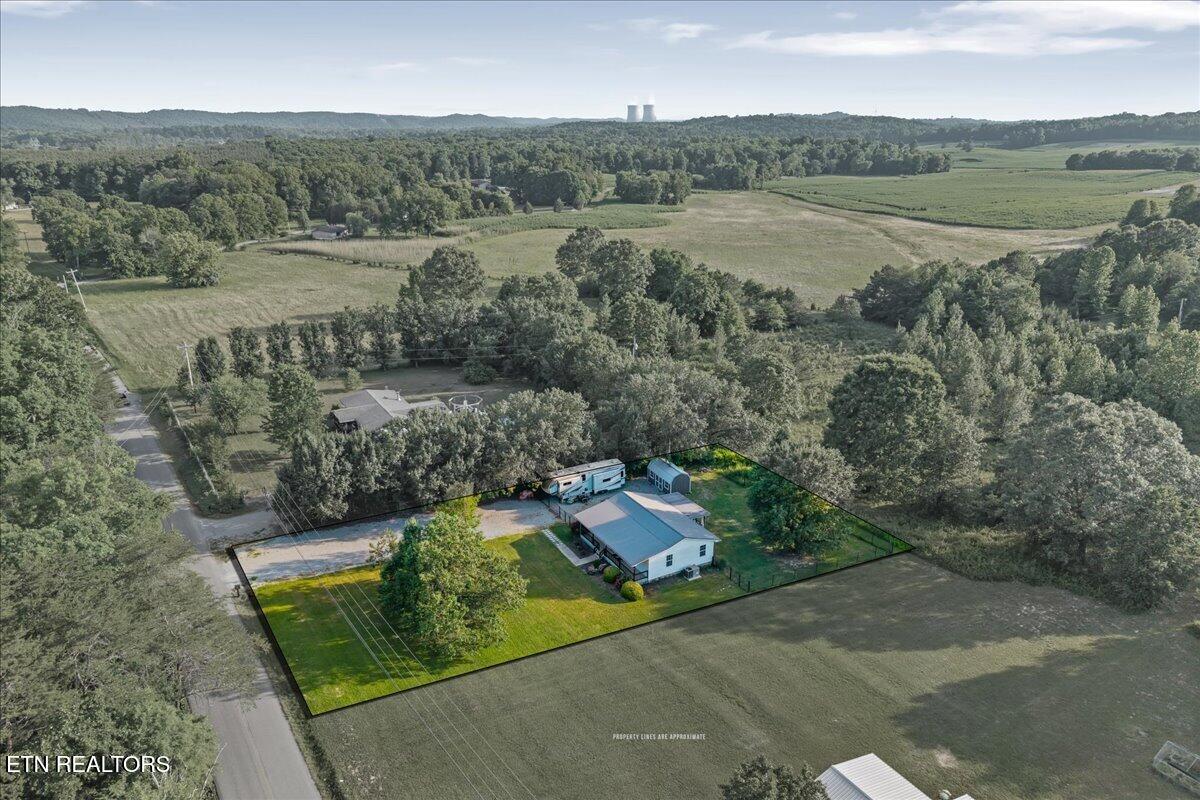 619 Huff Bend Lane Ten Mile TN 37880