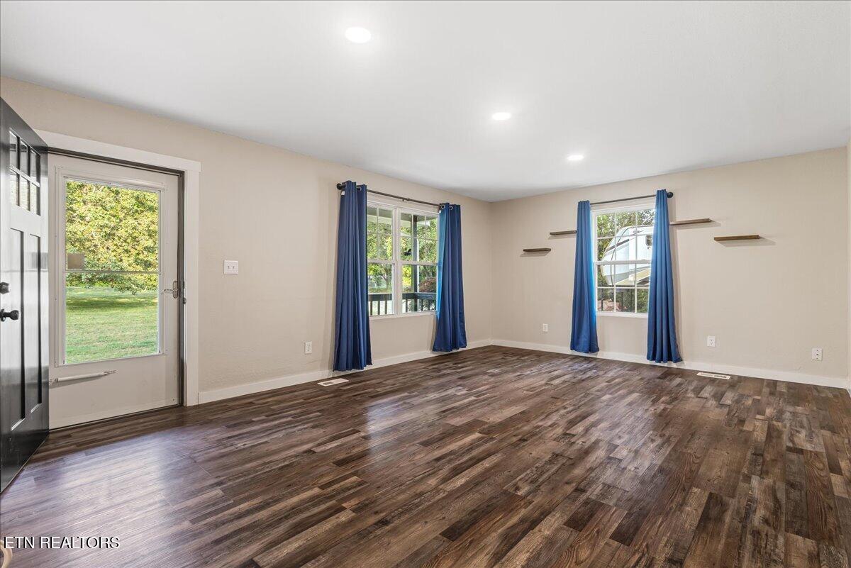 619 Huff Bend Lane Ten Mile TN 37880