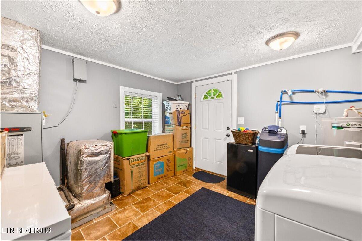 112 Posey Lane Jacksboro TN 37757