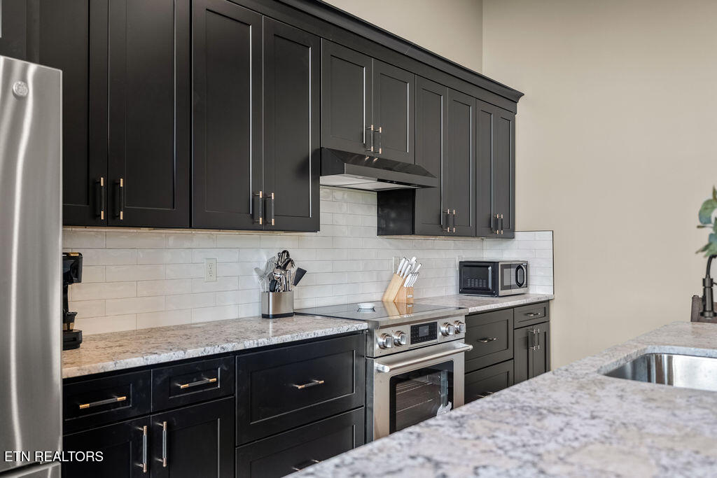 2217 Legend Drive Sevierville TN 37876