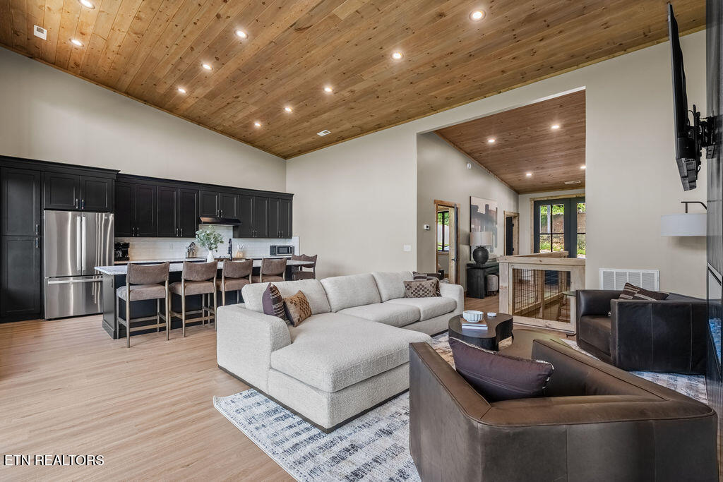 2217 Legend Drive Sevierville TN 37876